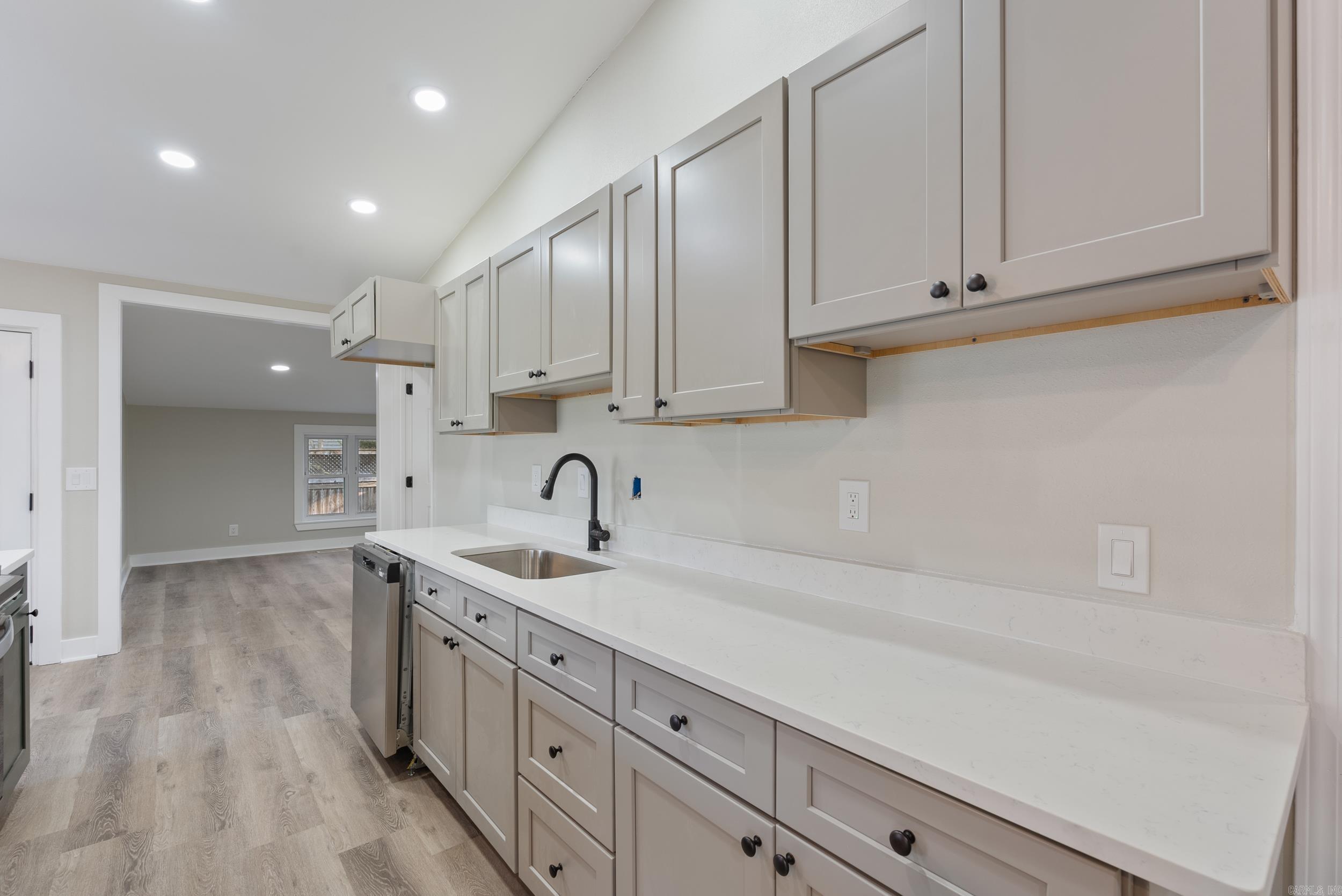 BRIARCLIFF - Residential