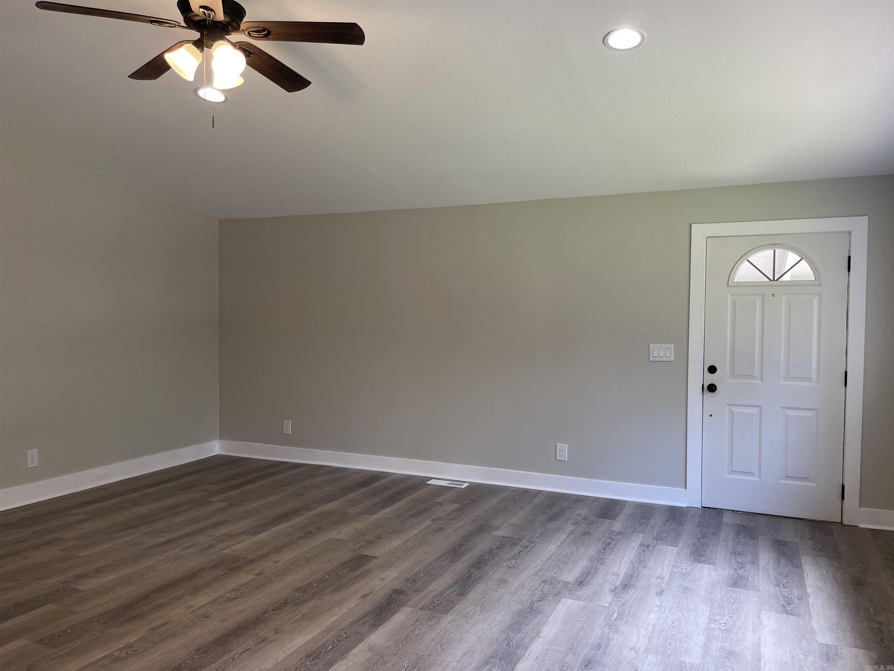 BRIARCLIFF - Residential