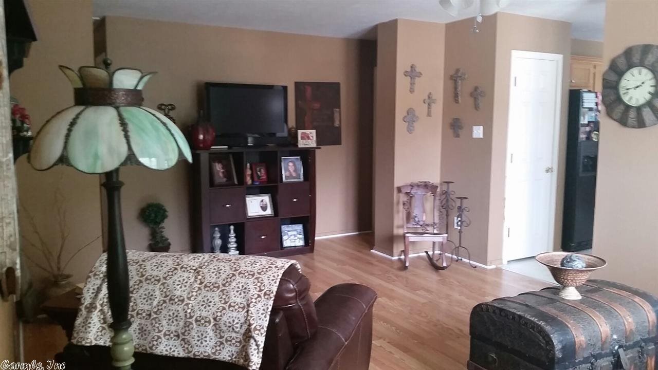 Sharon Oaks - Residential