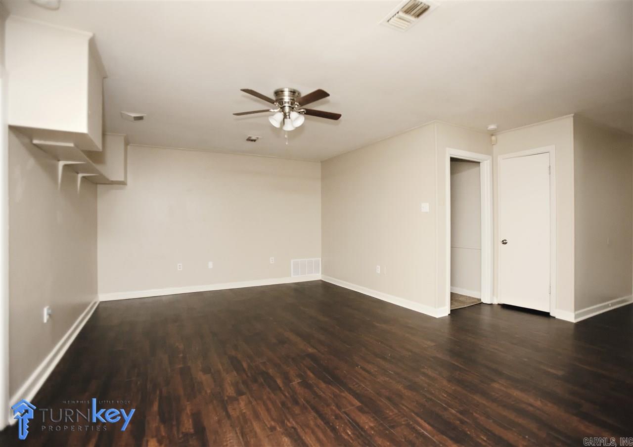 Rustic Pine - Residential Lease