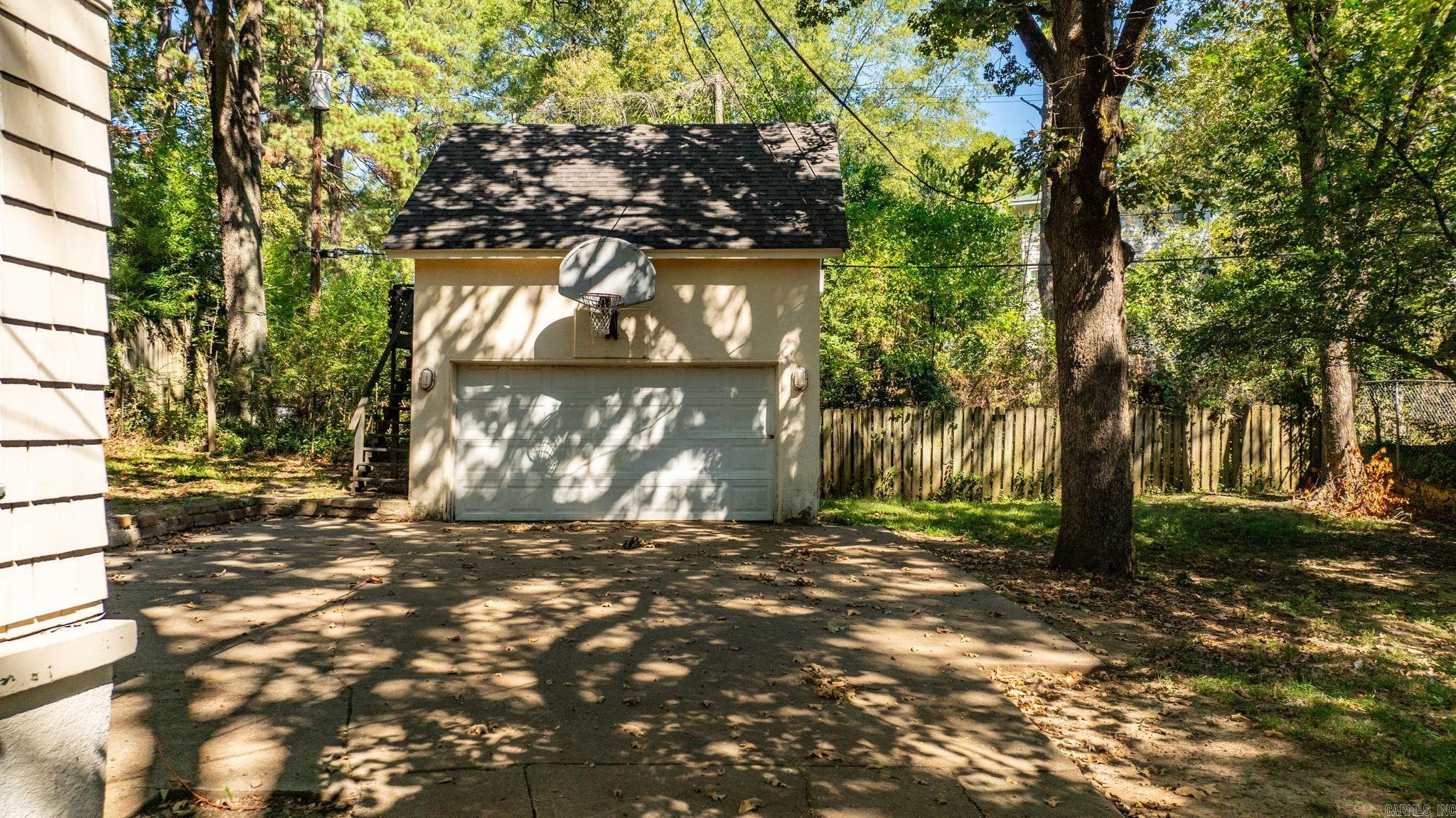 MIDLAND HILLS - Residential