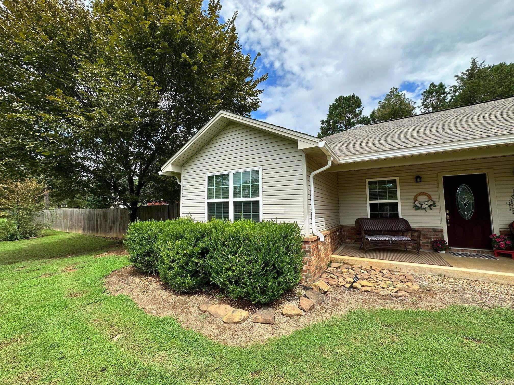 Shady Acres Estate - Residential