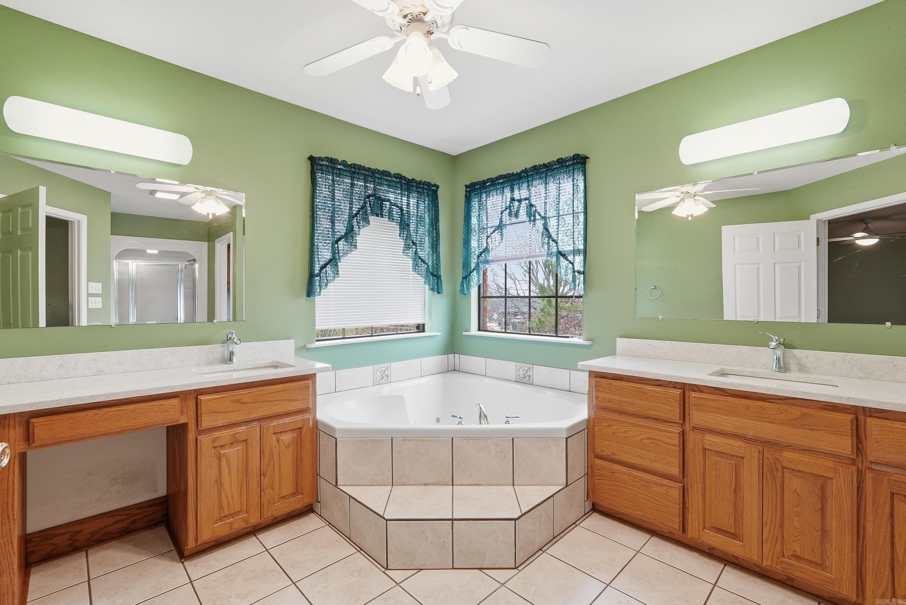 SUMMER HILL PLACE - Residential