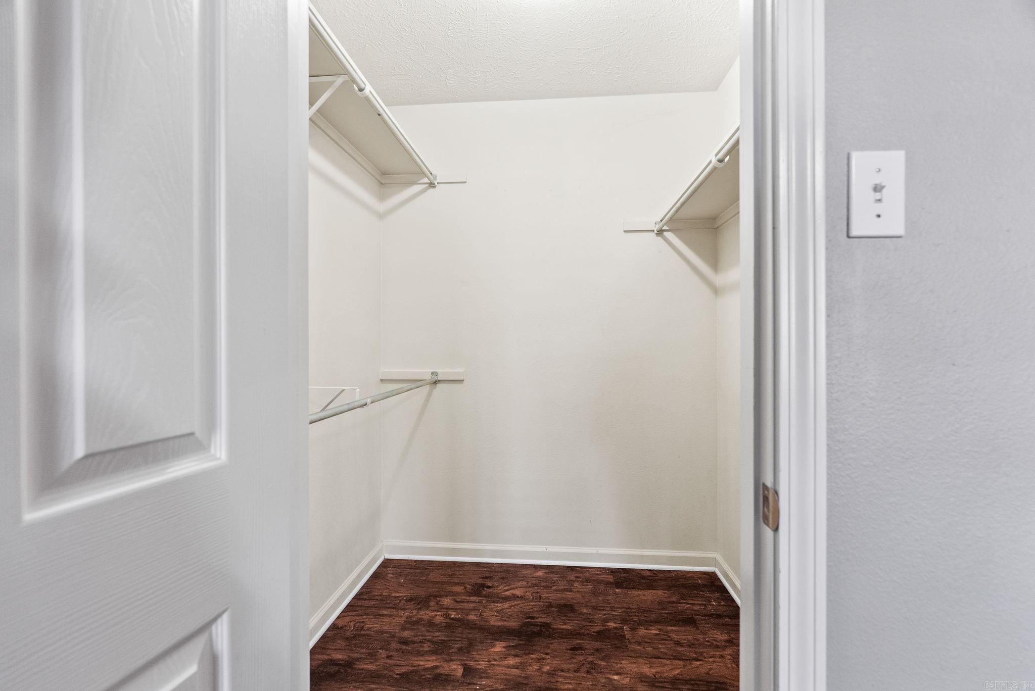 THE FALLS P.U.D. - Residential