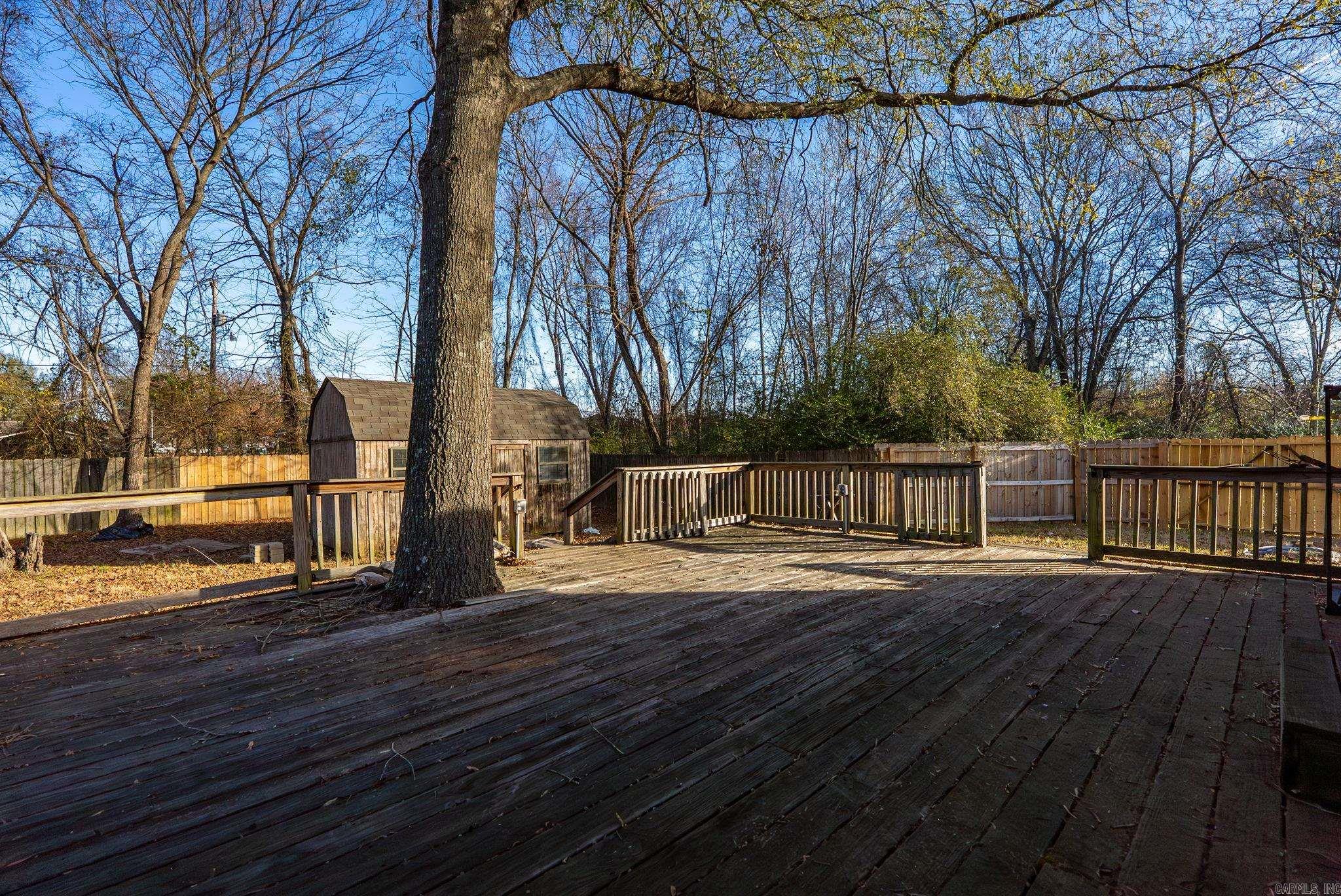 THE FALLS P.U.D. - Residential