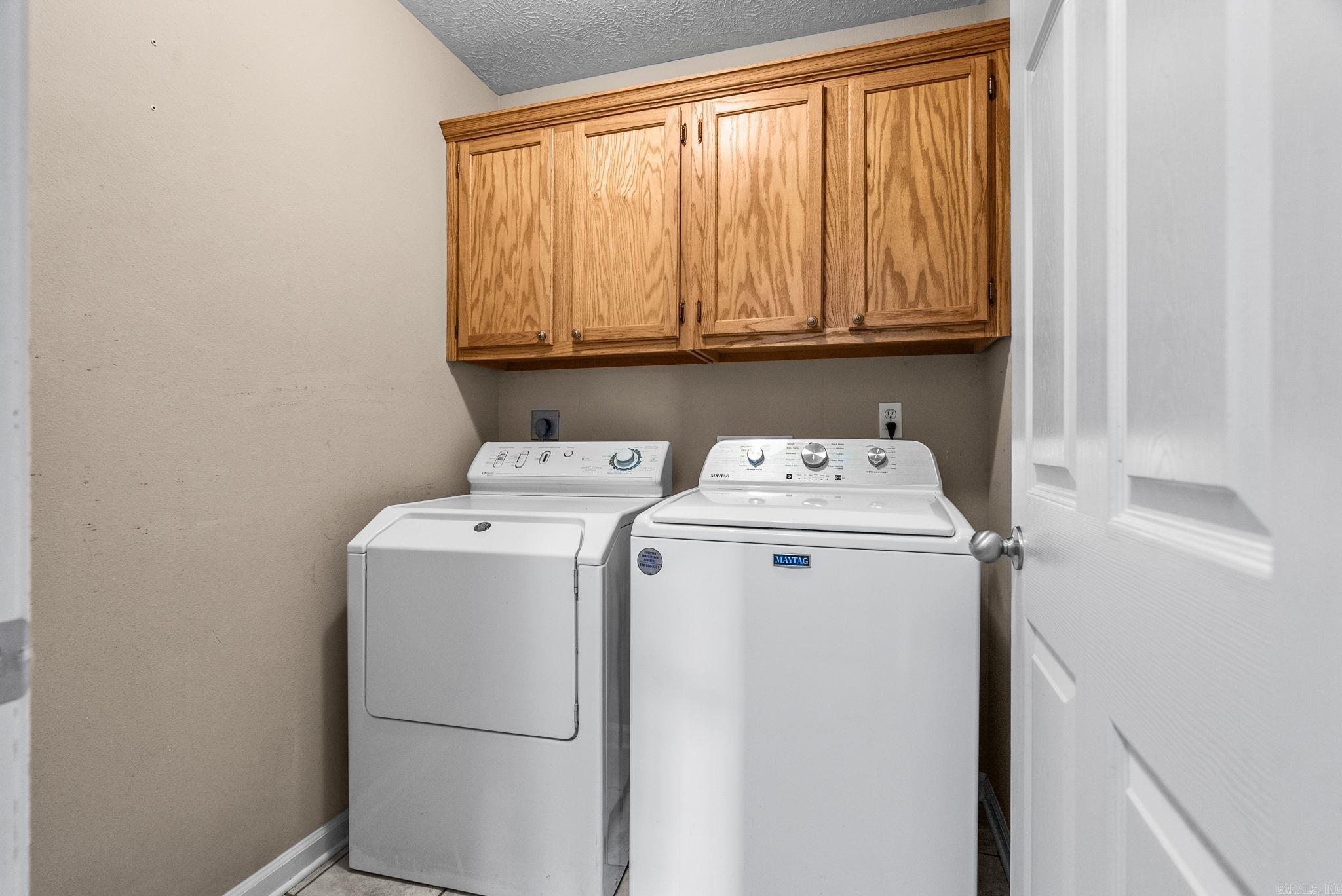 THE FALLS P.U.D. - Residential