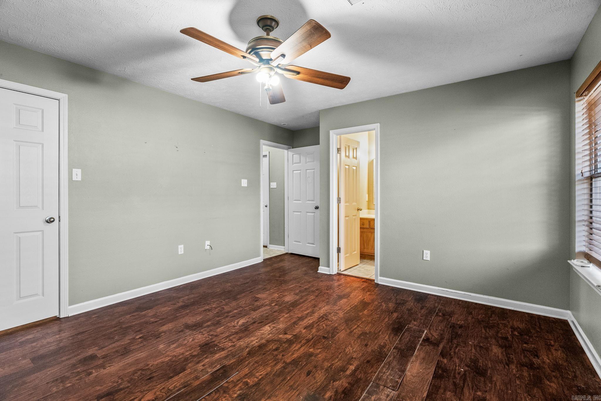 THE FALLS P.U.D. - Residential