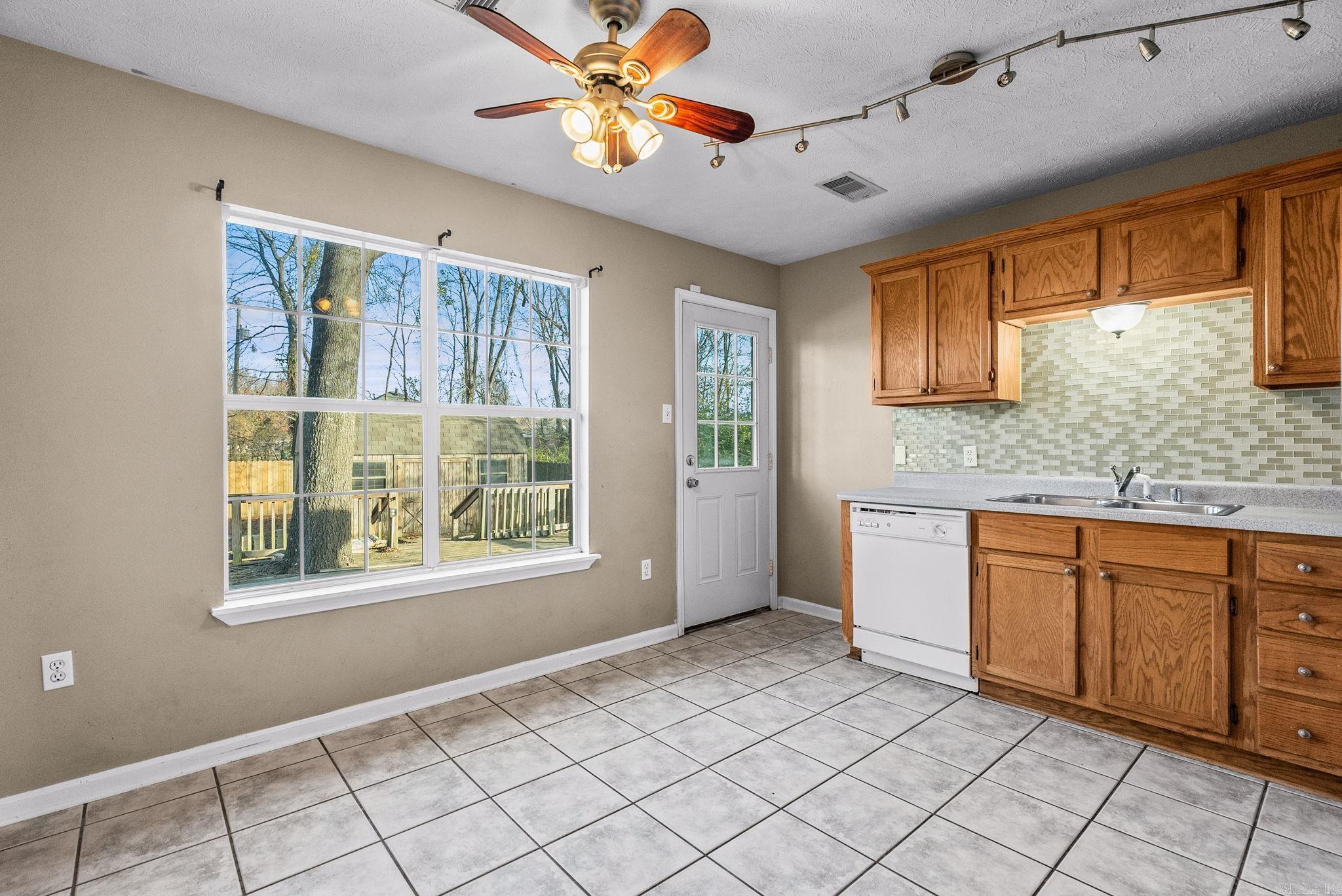 THE FALLS P.U.D. - Residential