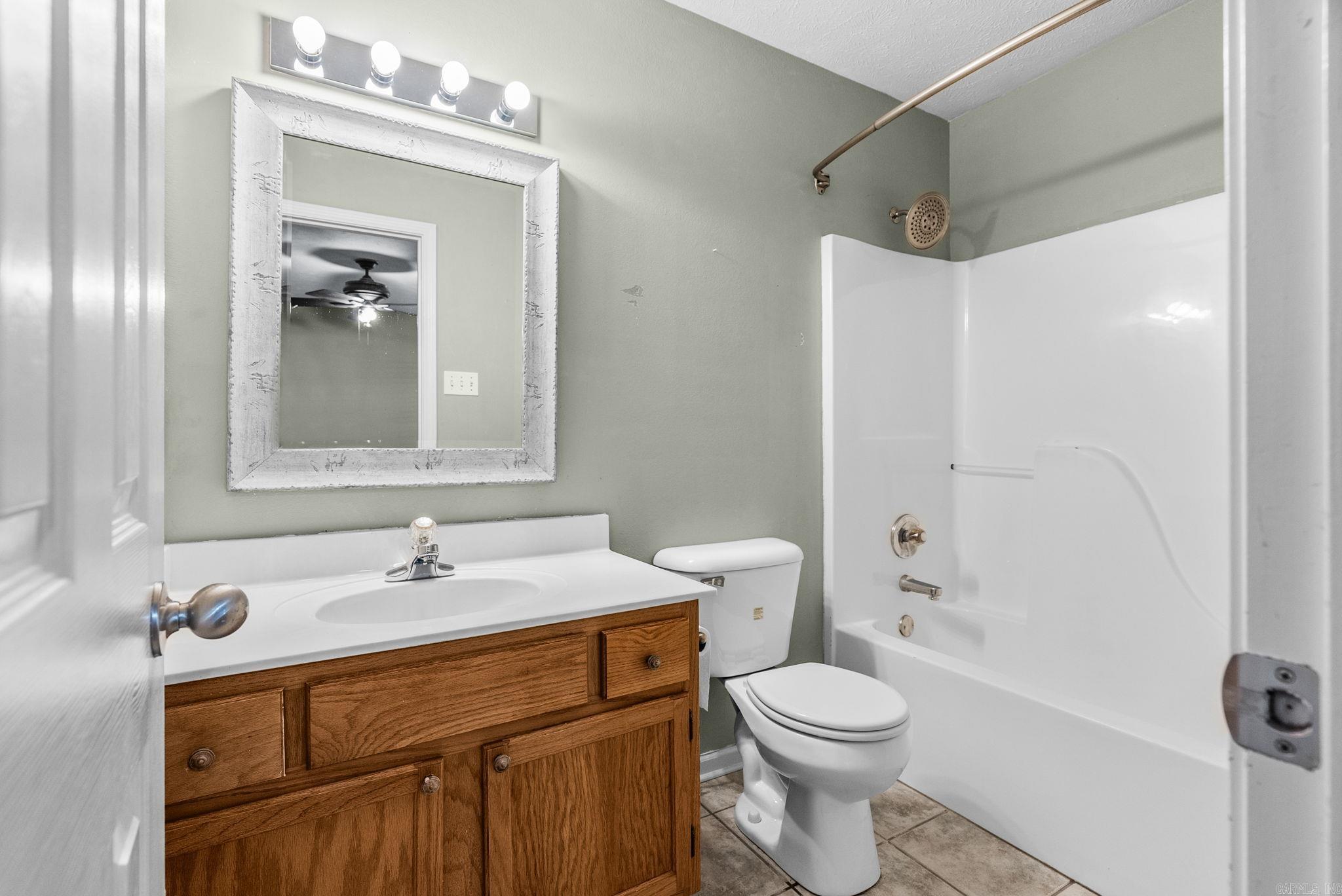 THE FALLS P.U.D. - Residential