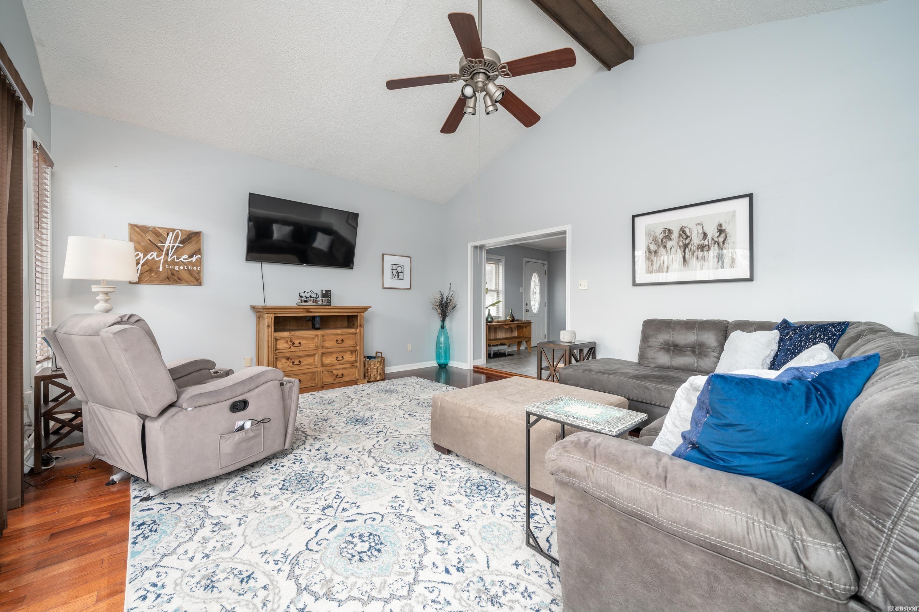 LAKEVIEW COURTS - Residential