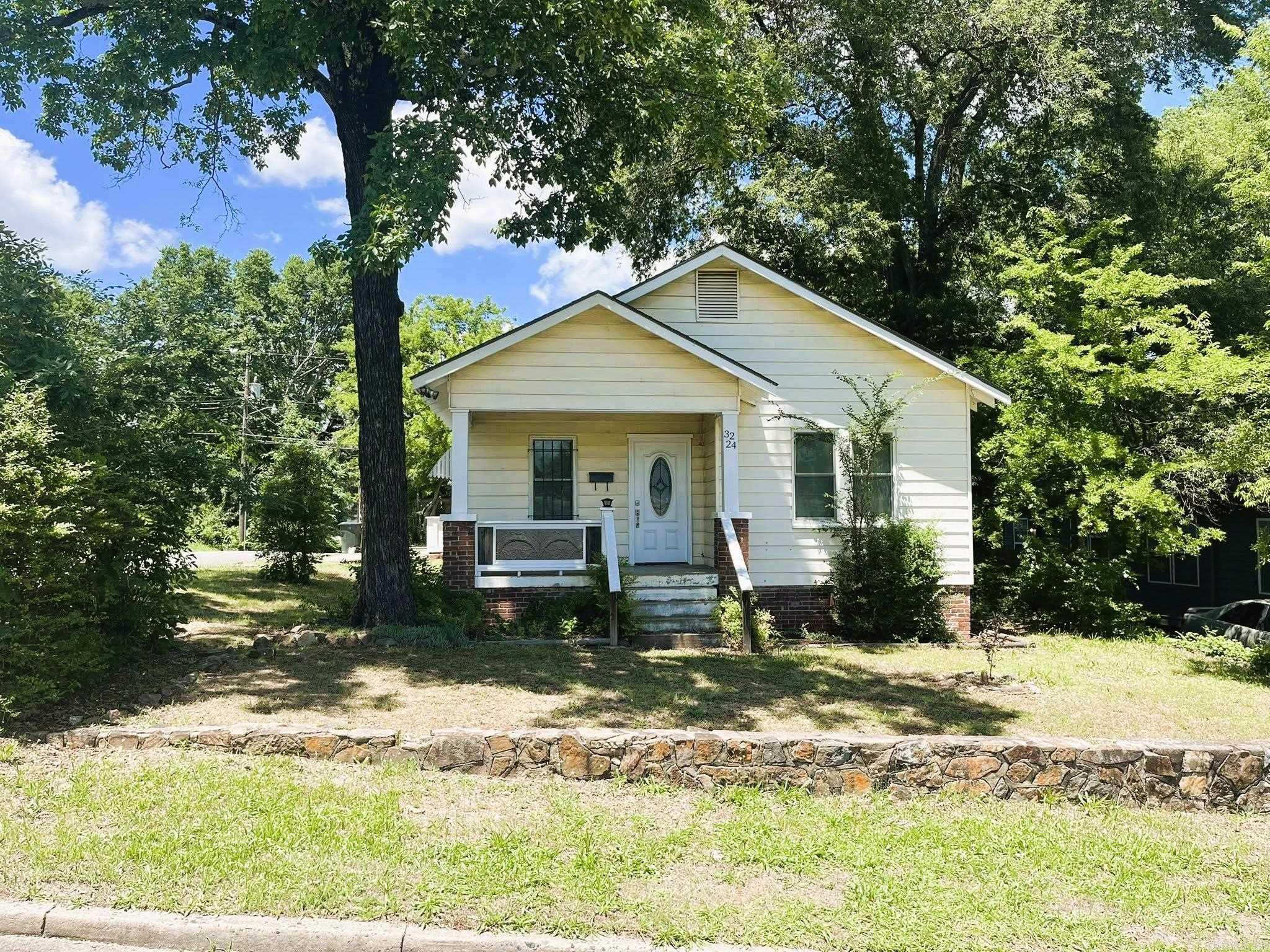 Wonderful home with plenty of charm and updated features! Close to UAMS, the VA, and all local amenities. See Agents remarks