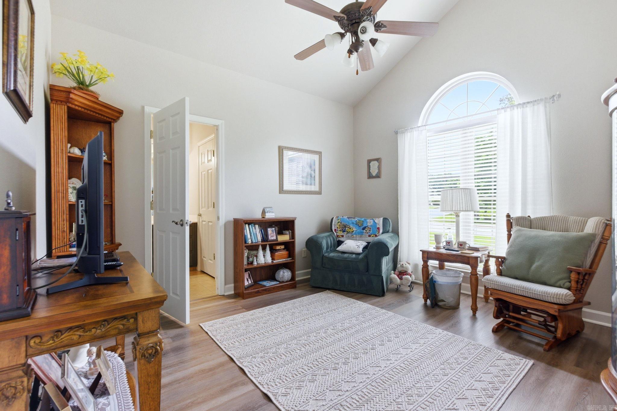 HURRICANE LAKE EST - Residential