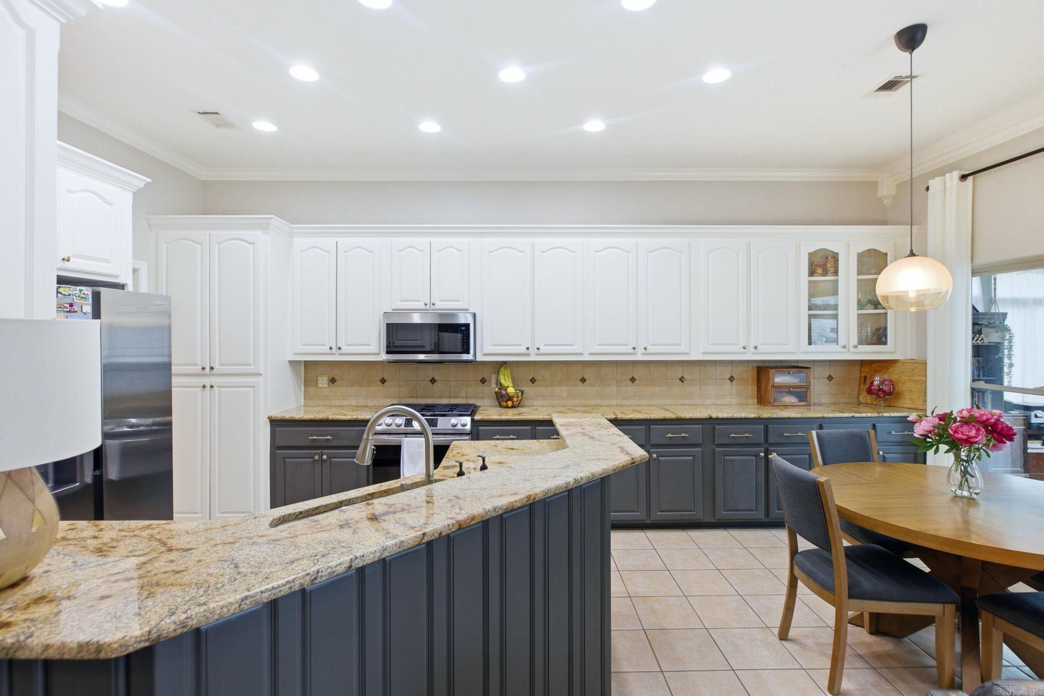HURRICANE LAKE EST - Residential