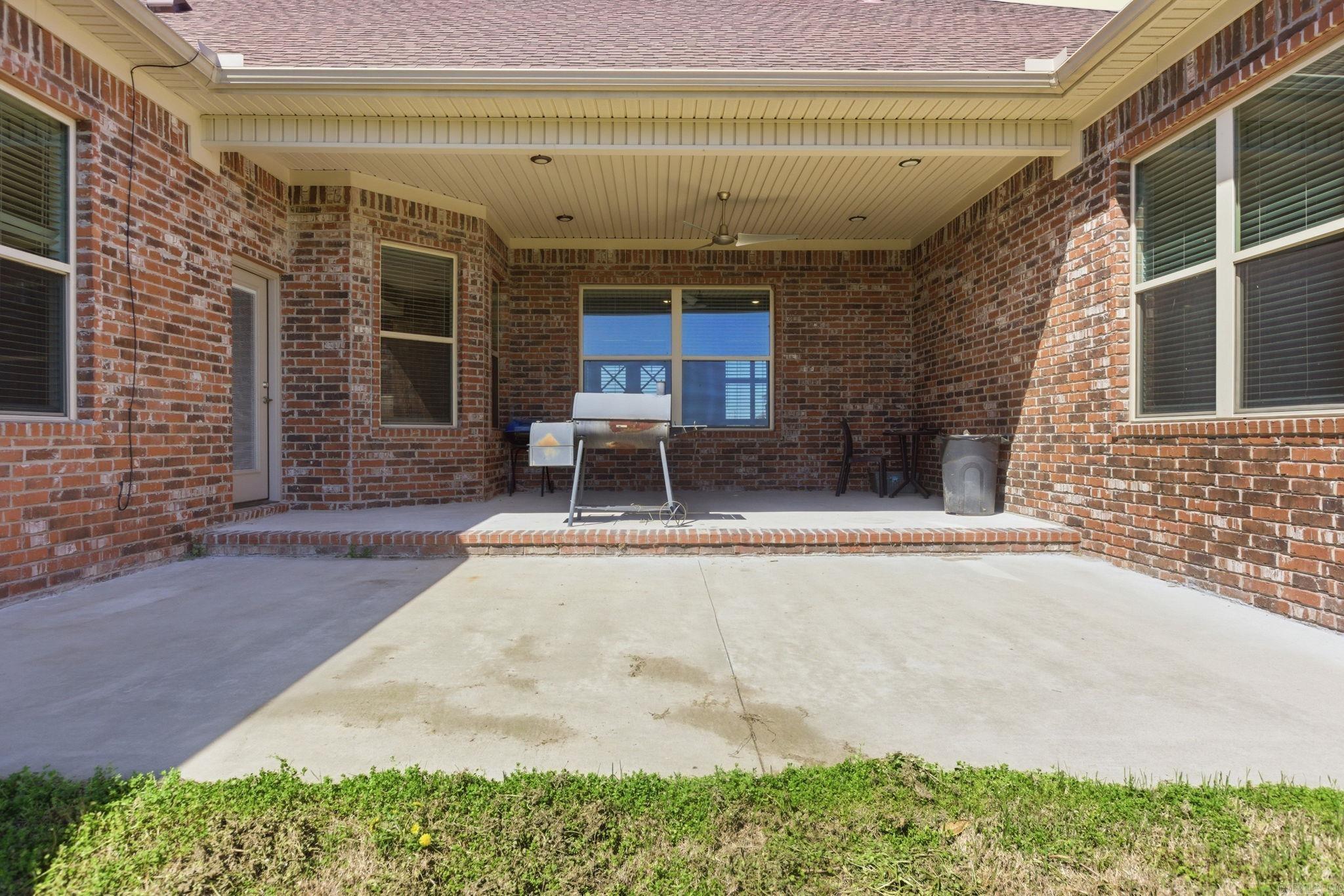 ASHLEY DOWNS - Residential