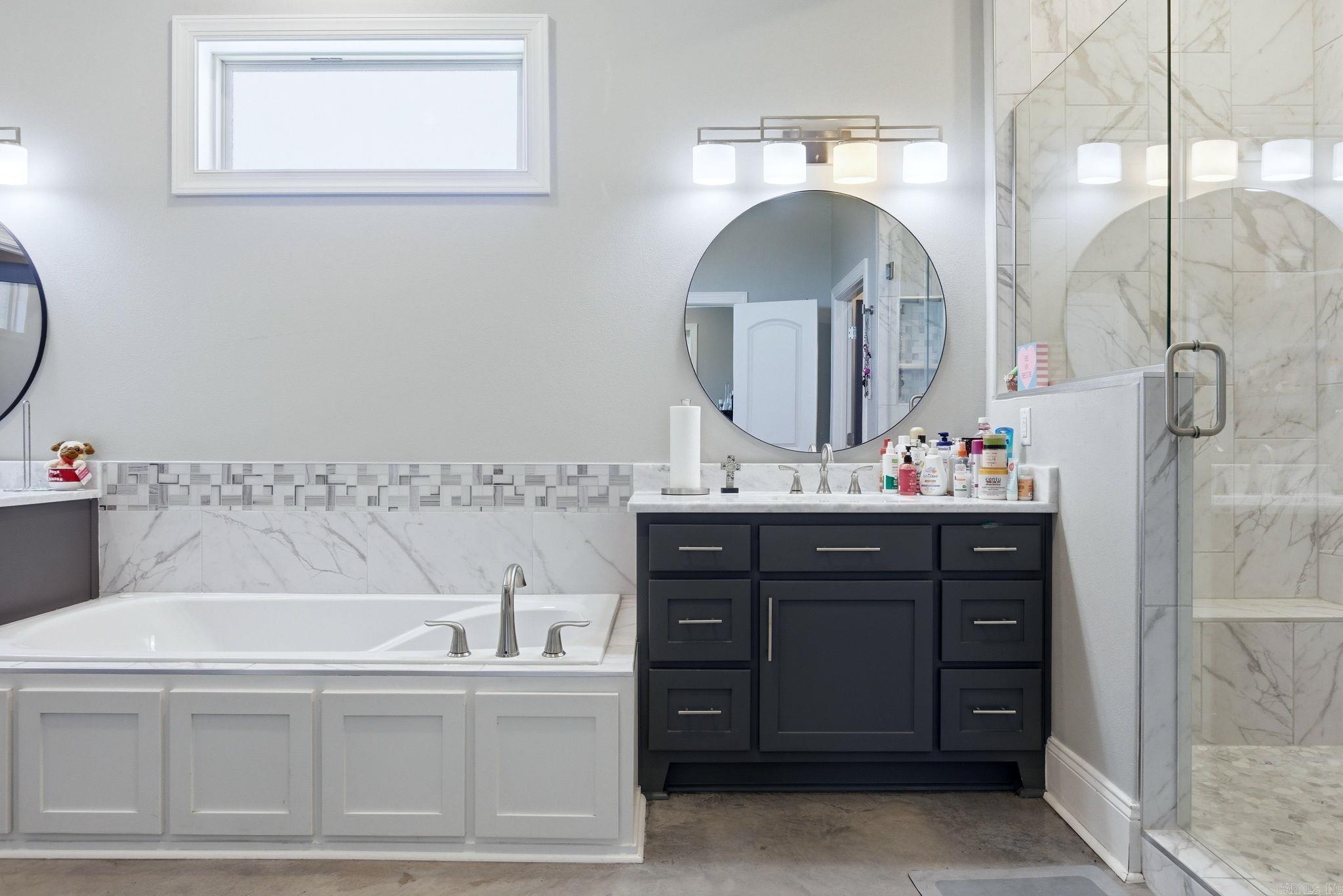 ASHLEY DOWNS - Residential