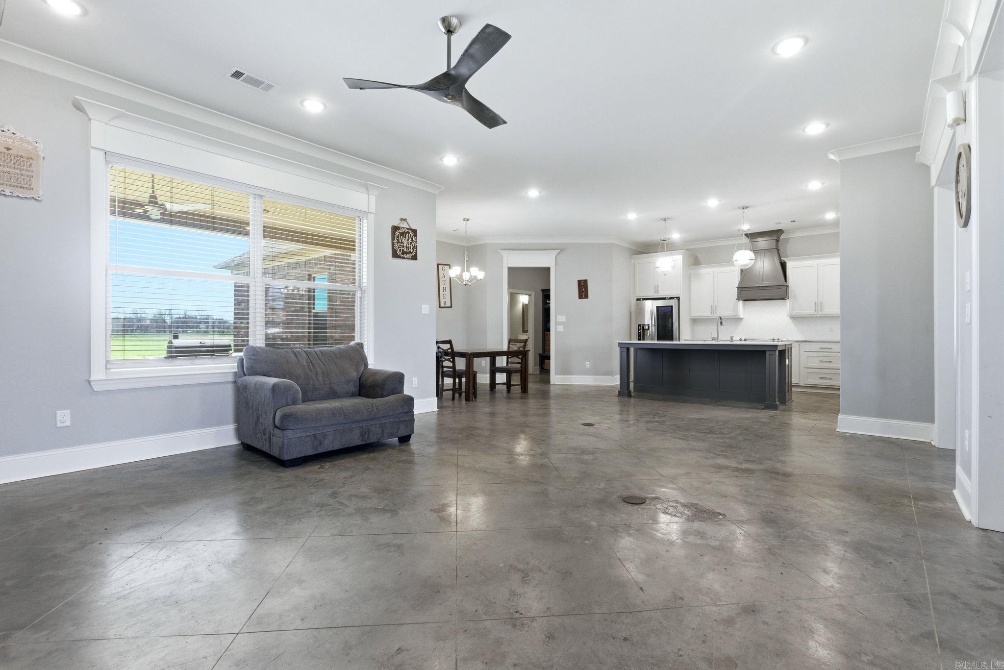 ASHLEY DOWNS - Residential