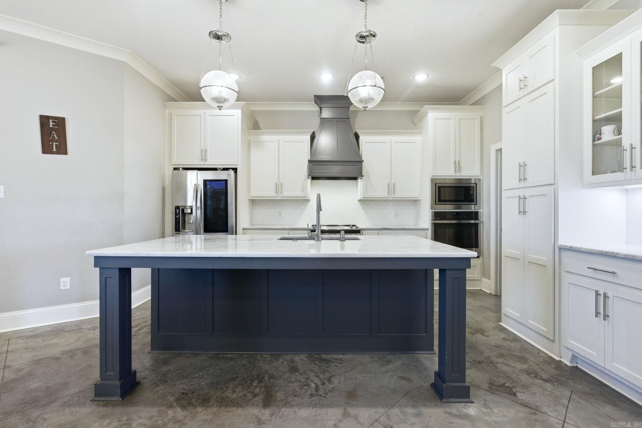 ASHLEY DOWNS - Residential