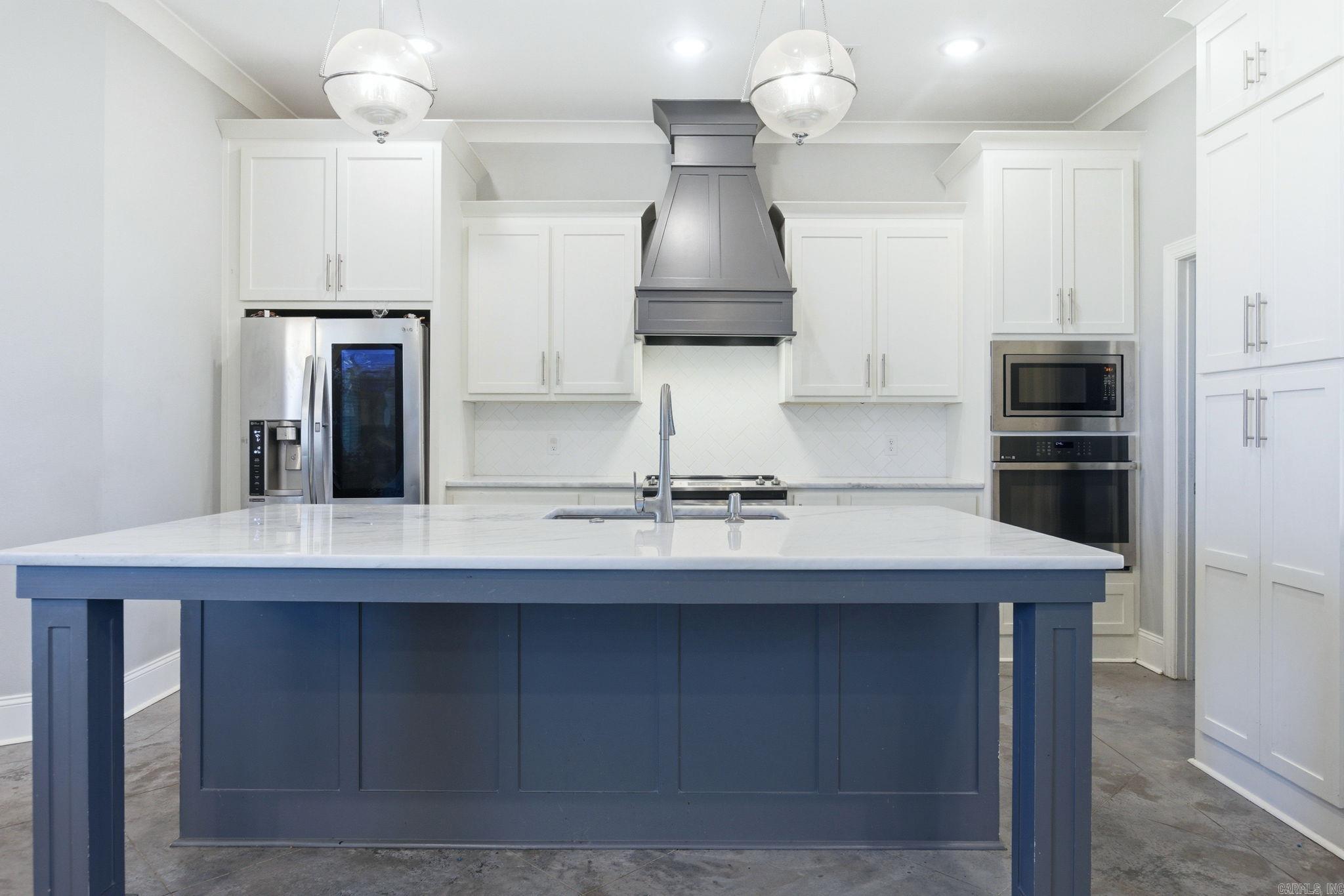 ASHLEY DOWNS - Residential