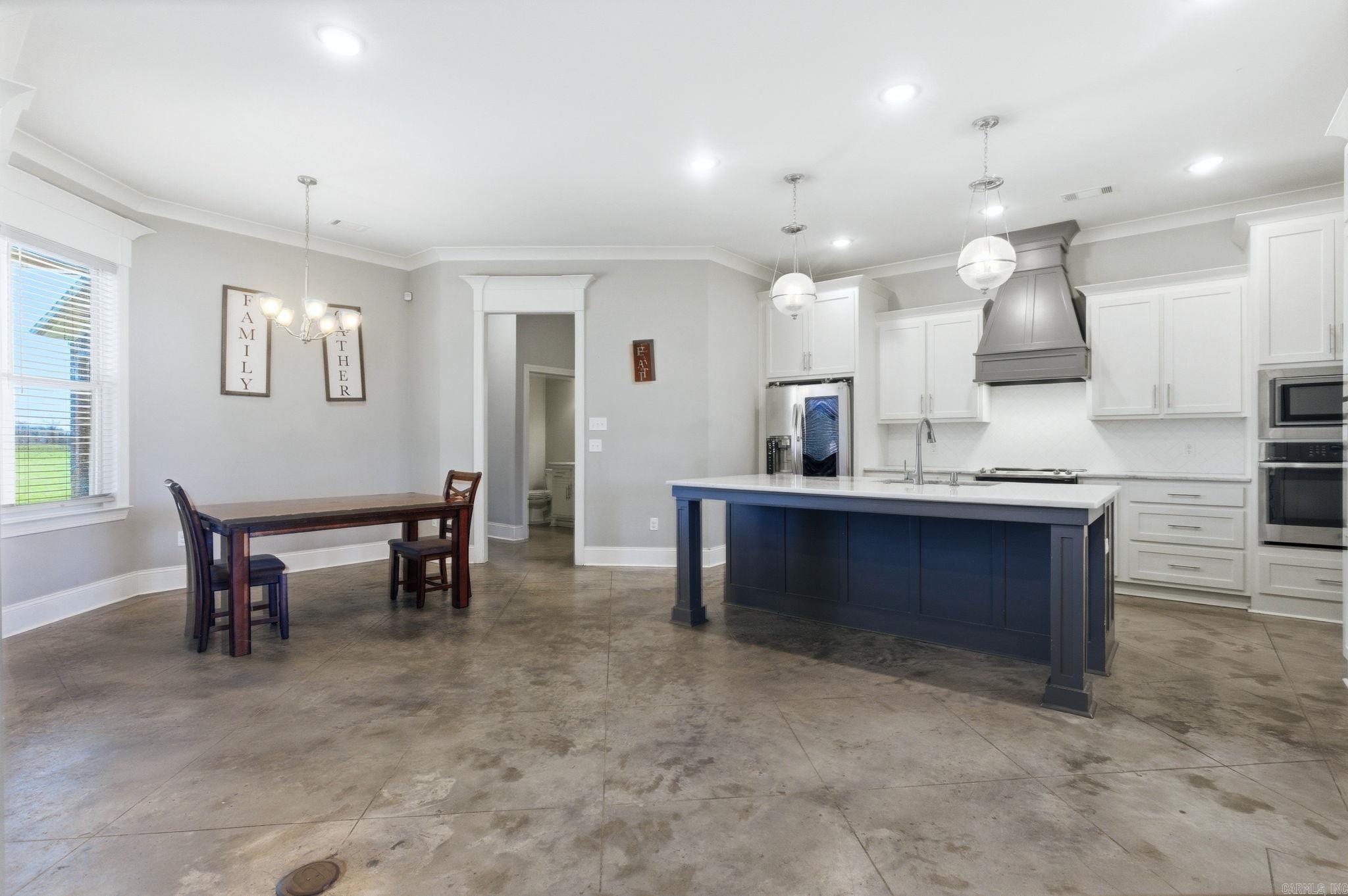 ASHLEY DOWNS - Residential