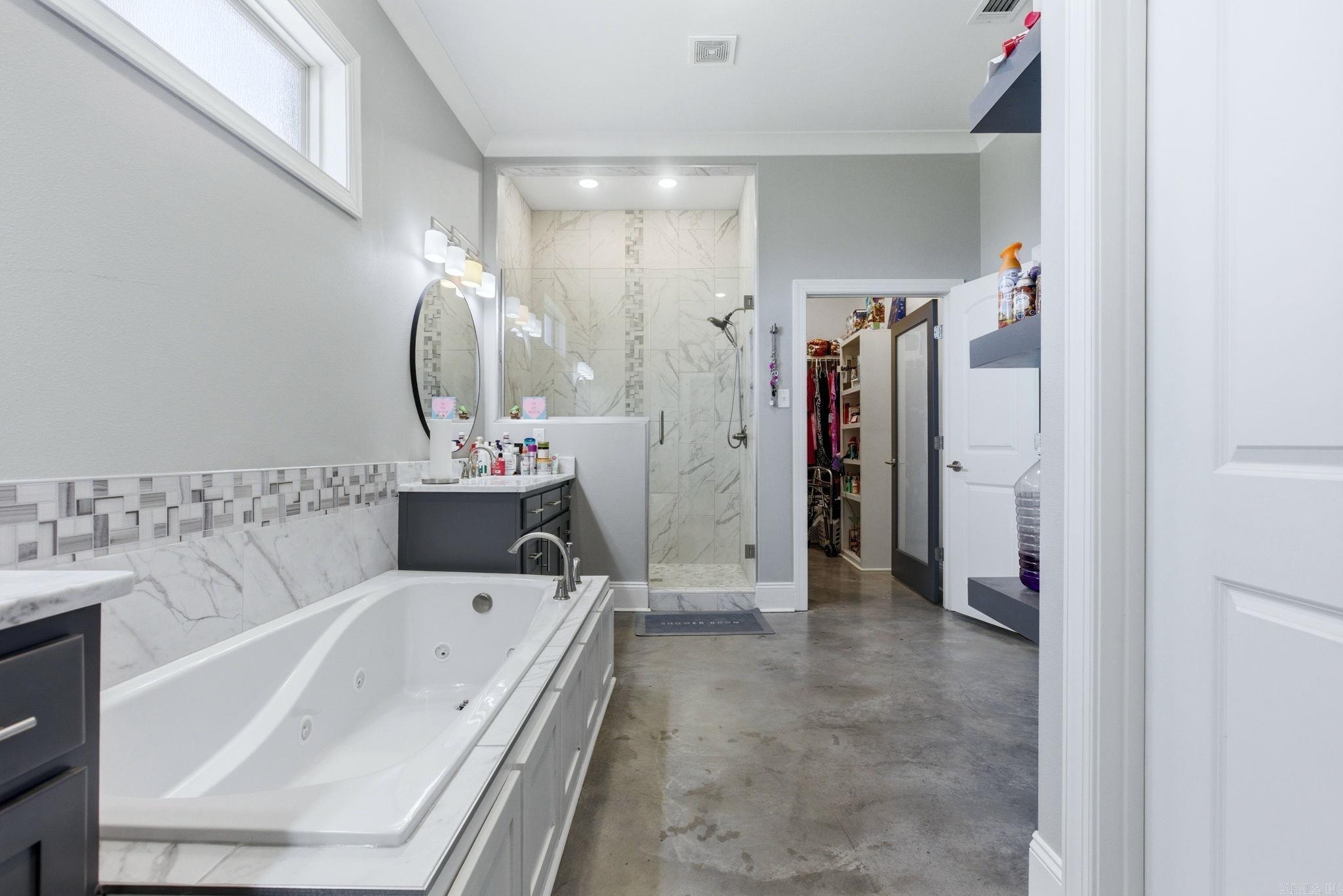 ASHLEY DOWNS - Residential