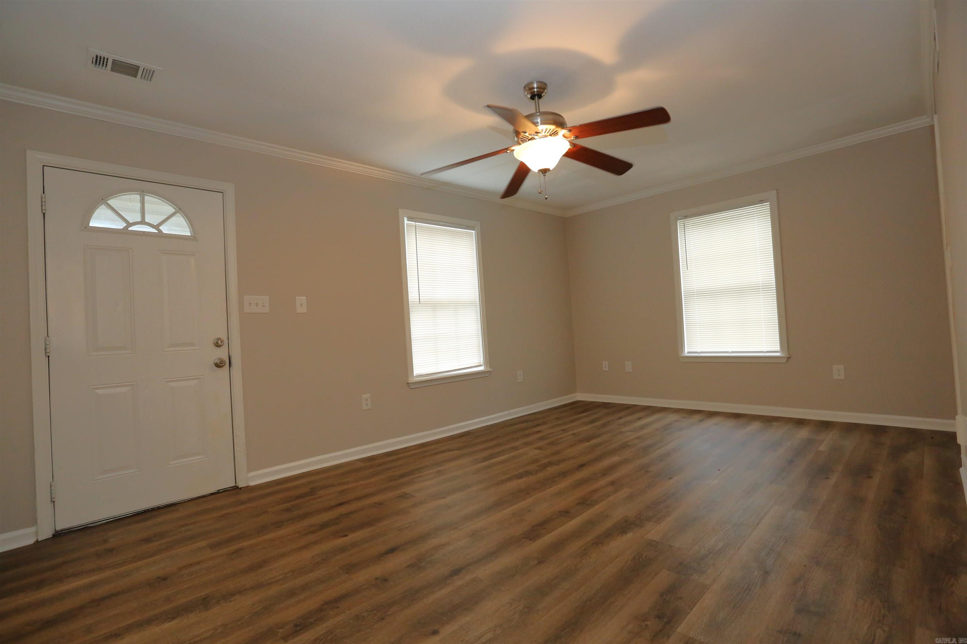 FOREST HILLS - Residential