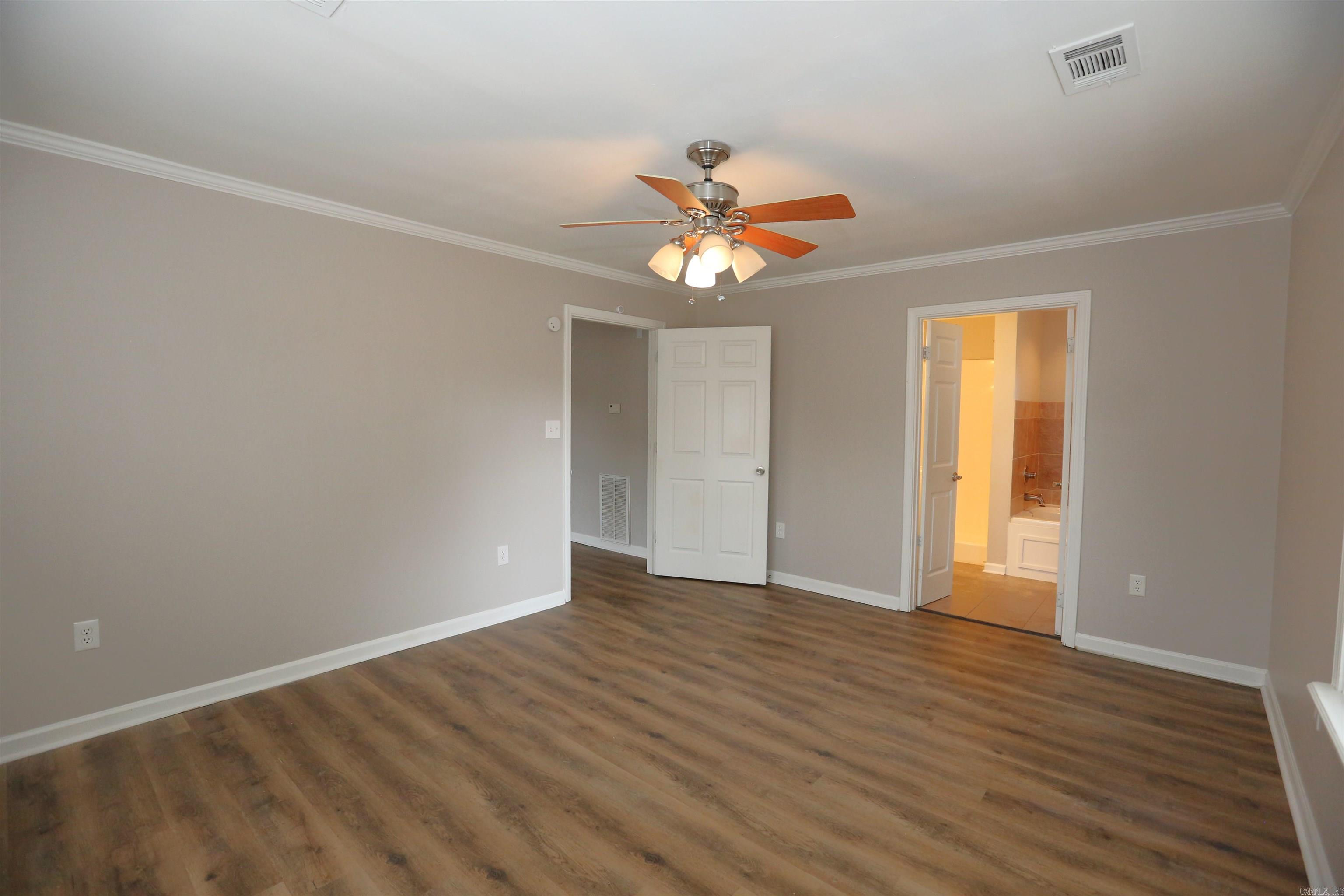 FOREST HILLS - Residential