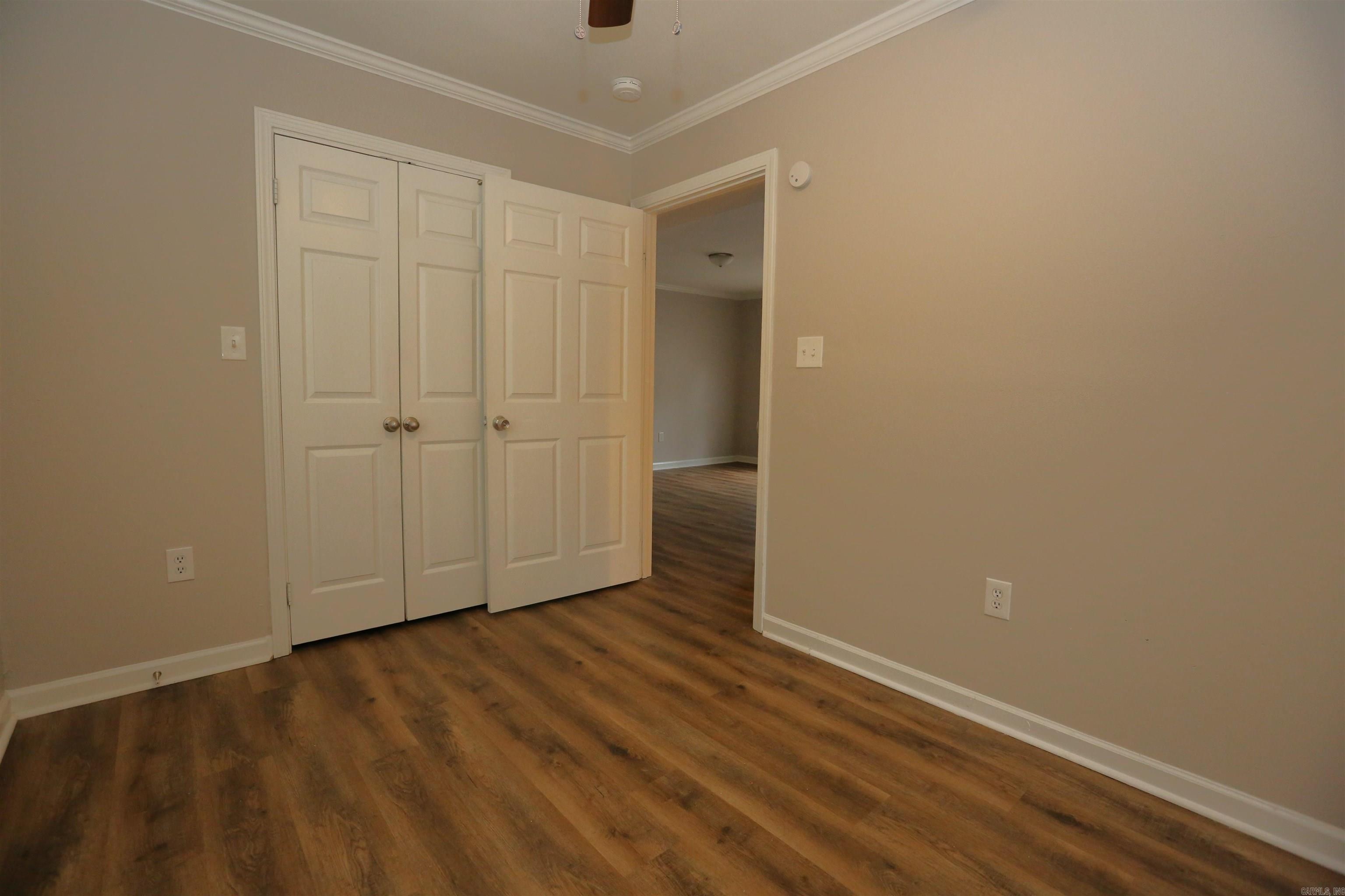 FOREST HILLS - Residential