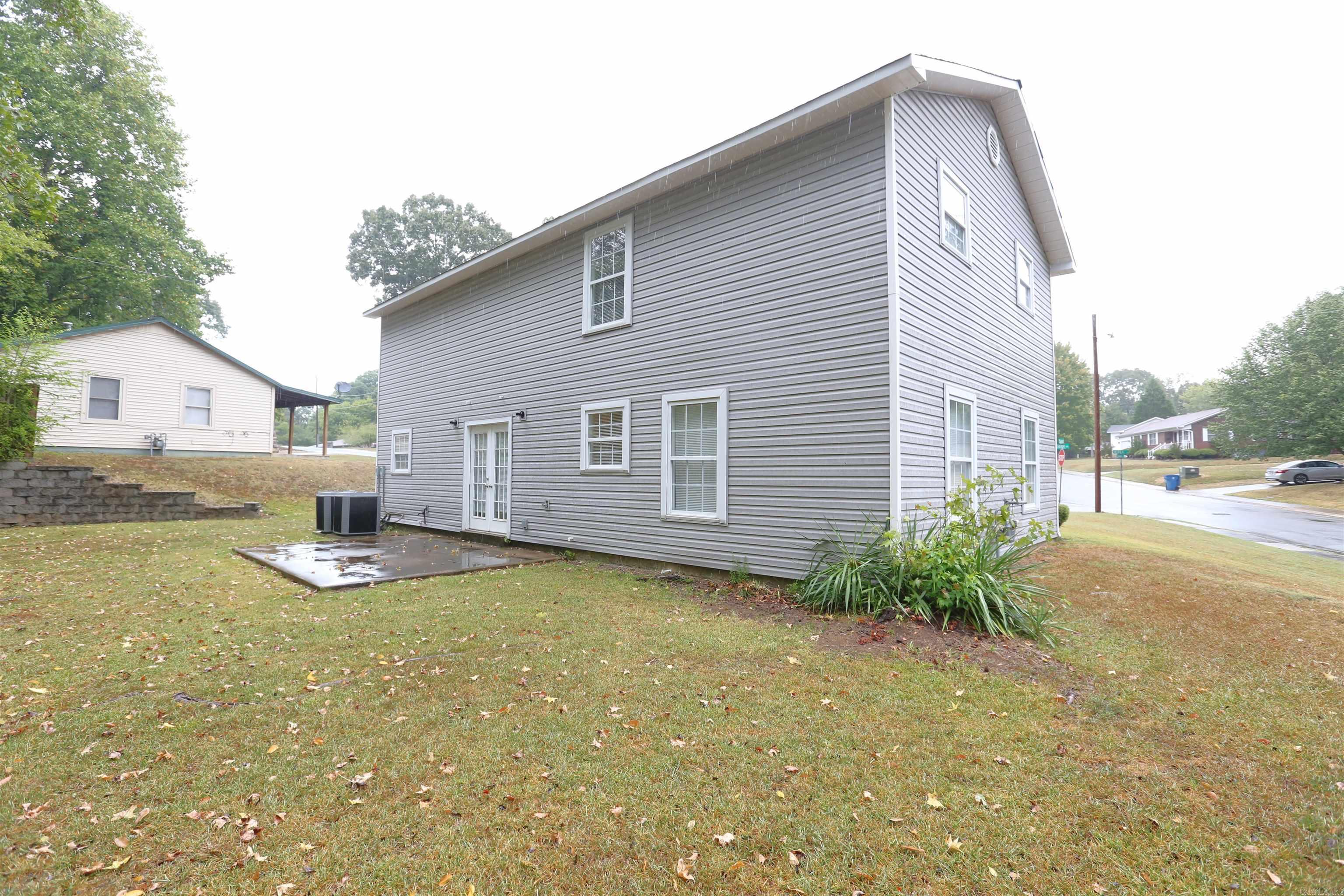 FOREST HILLS - Residential