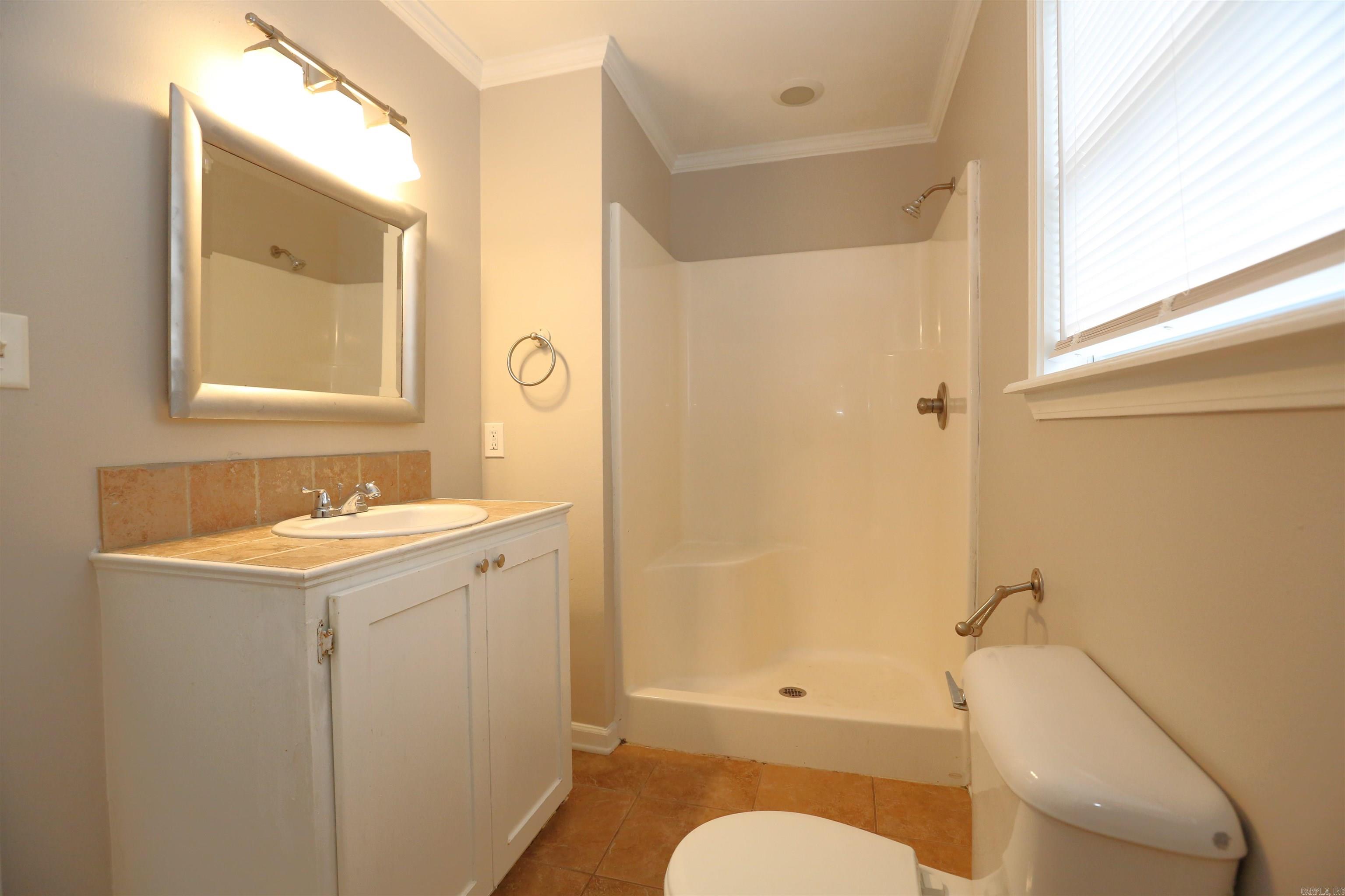 FOREST HILLS - Residential