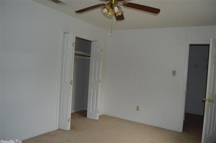 DIAMOND POINTE - Residential