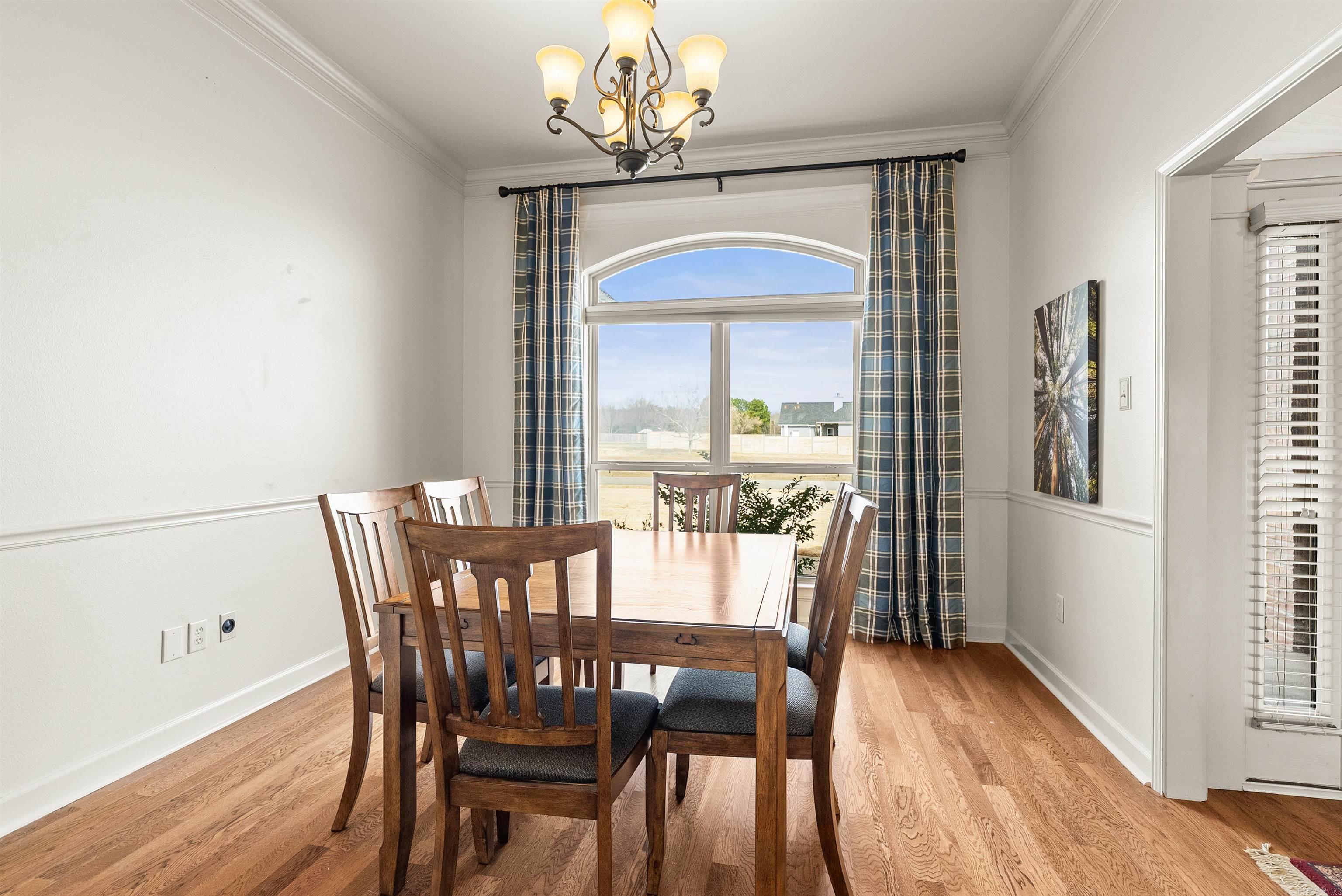 HUNTINGTON ESTATES - Residential