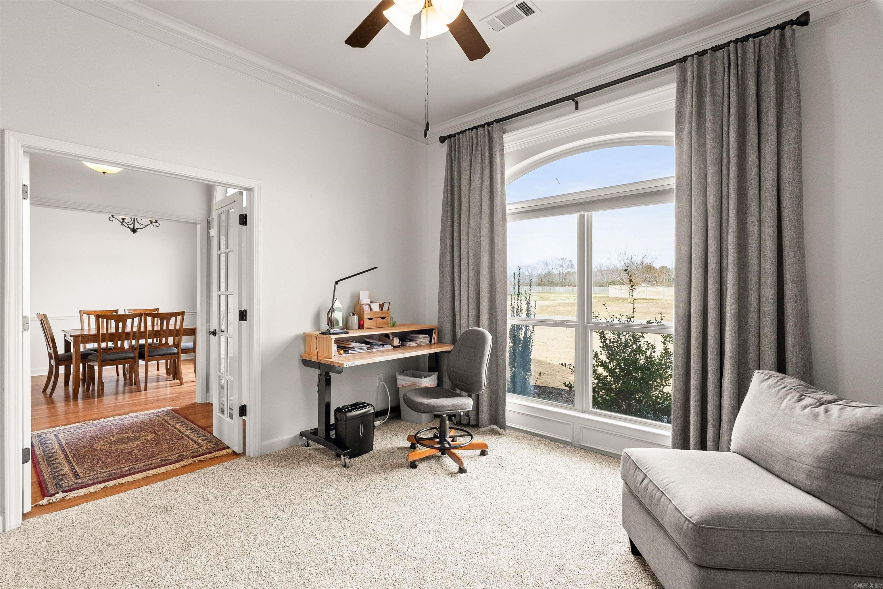 HUNTINGTON ESTATES - Residential