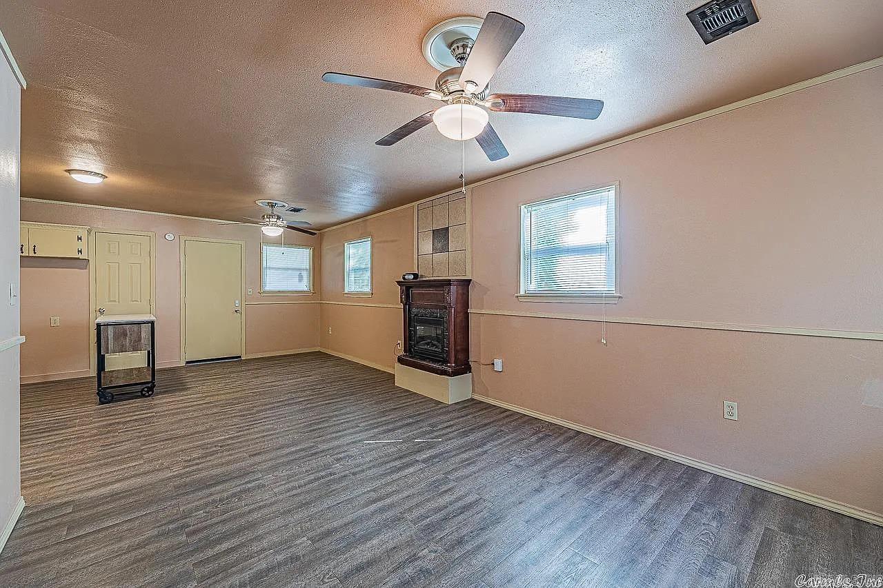 GREENLEA - Residential