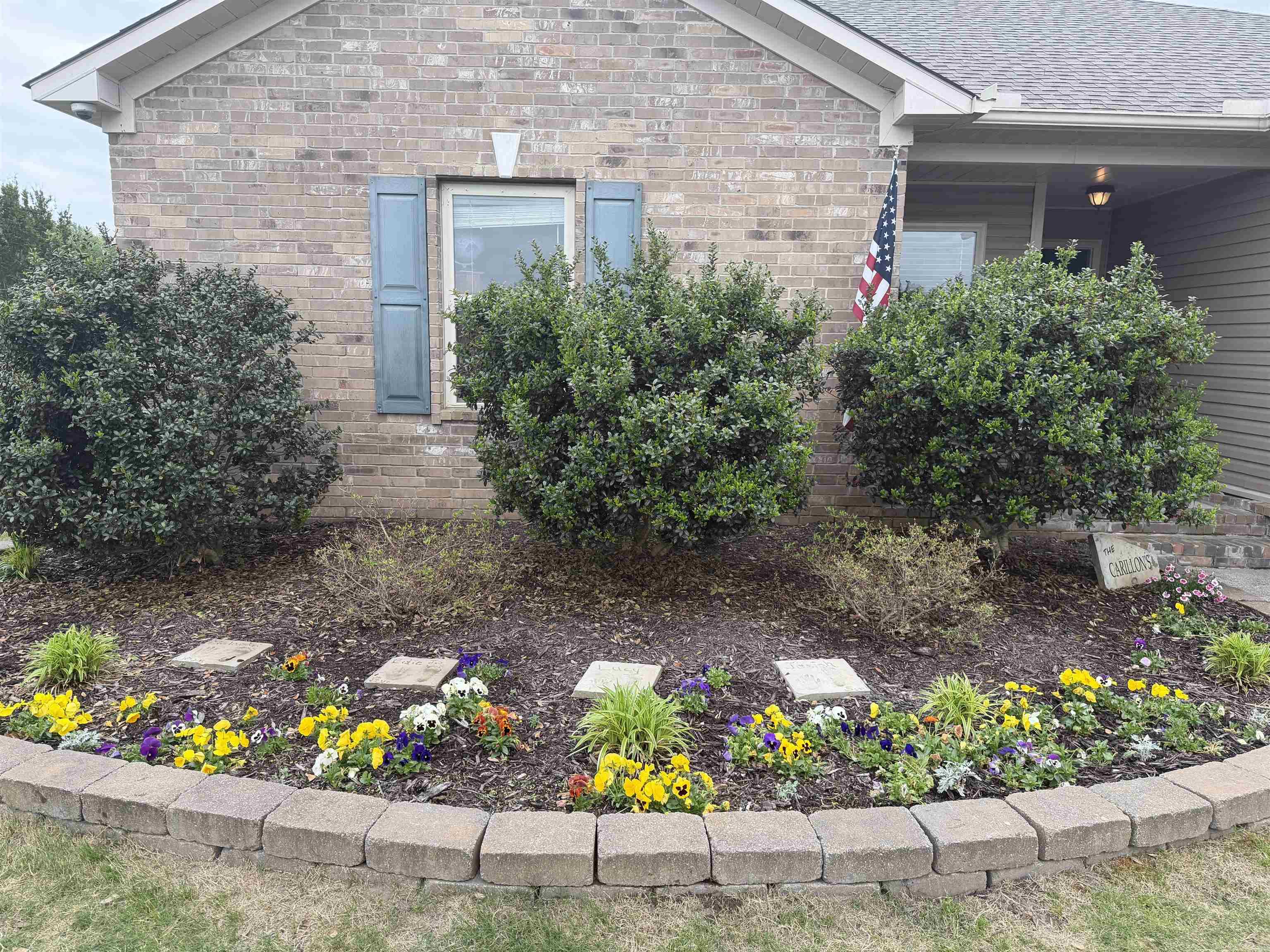 CAROLINE ACRES - Residential