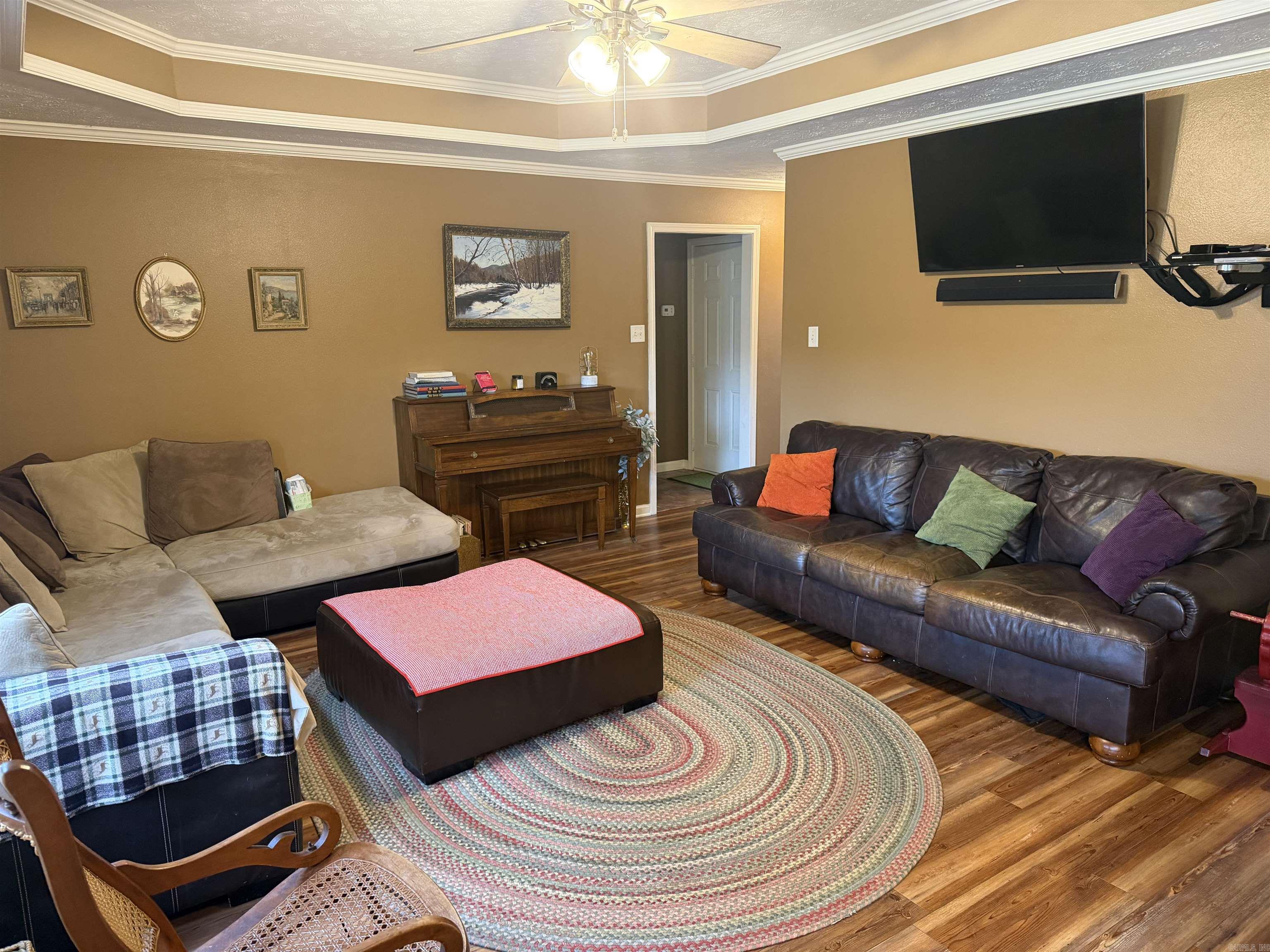 CAROLINE ACRES - Residential