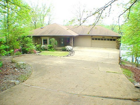 Empinado - Residential