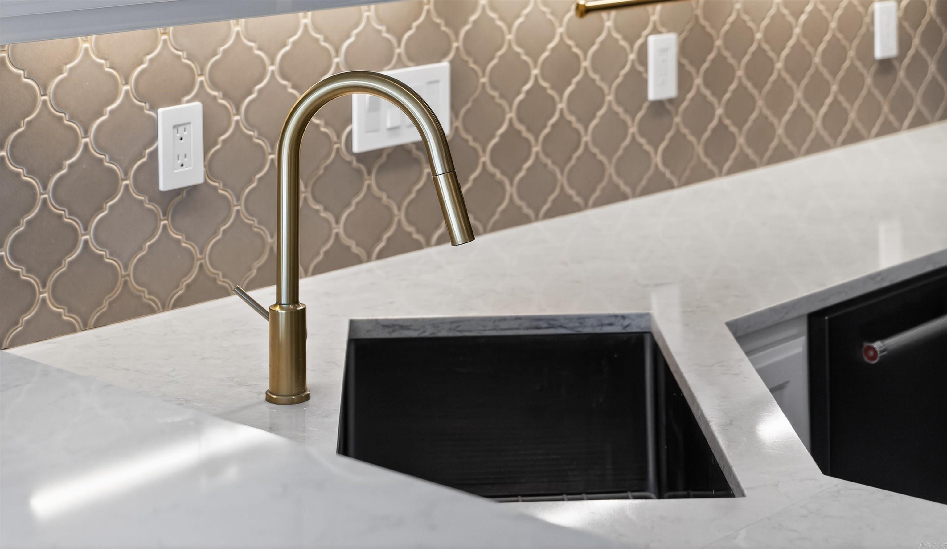 STONE RIDGE AT CYPRESS CREEK - Residential