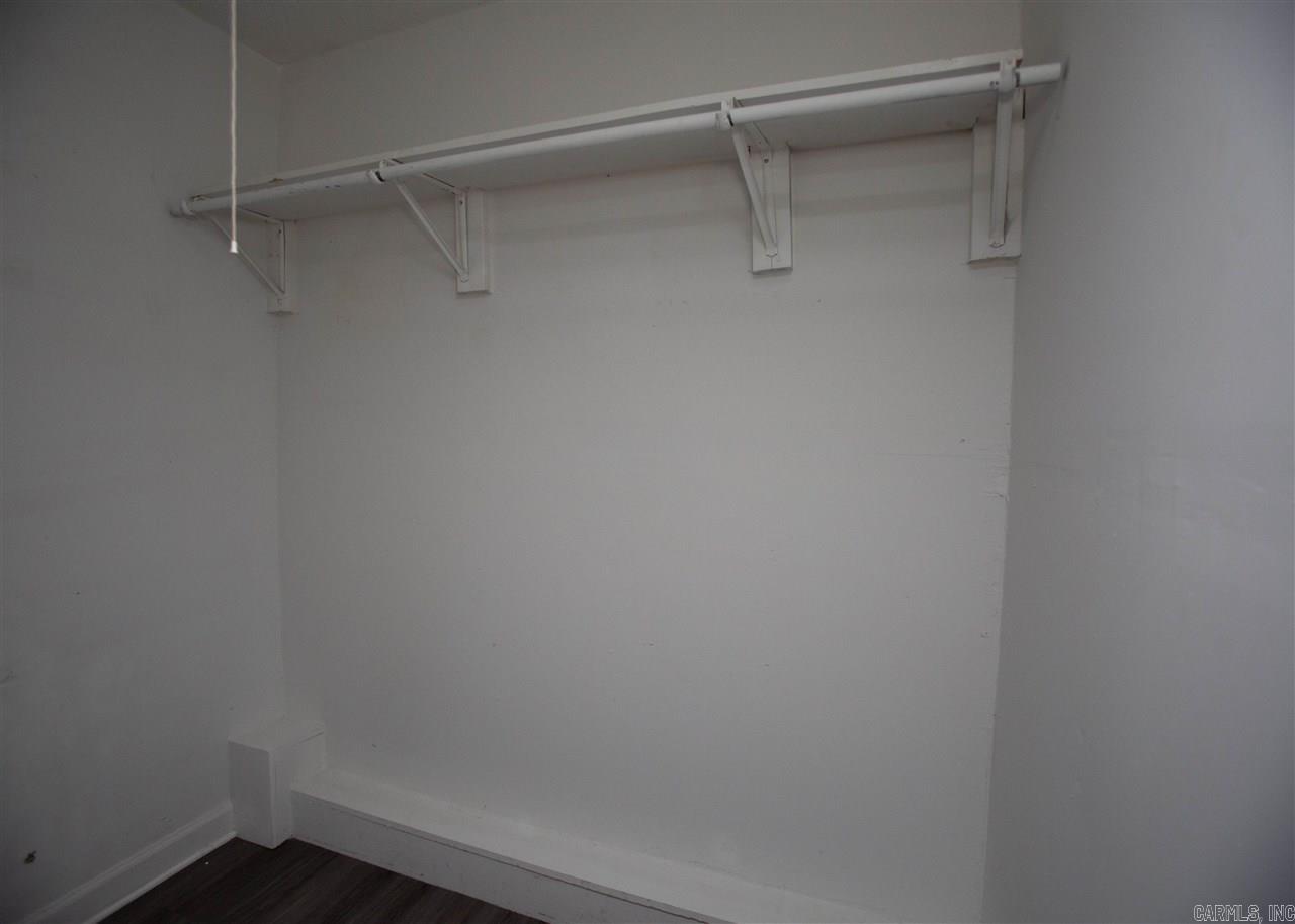 American Manor - Residential Lease