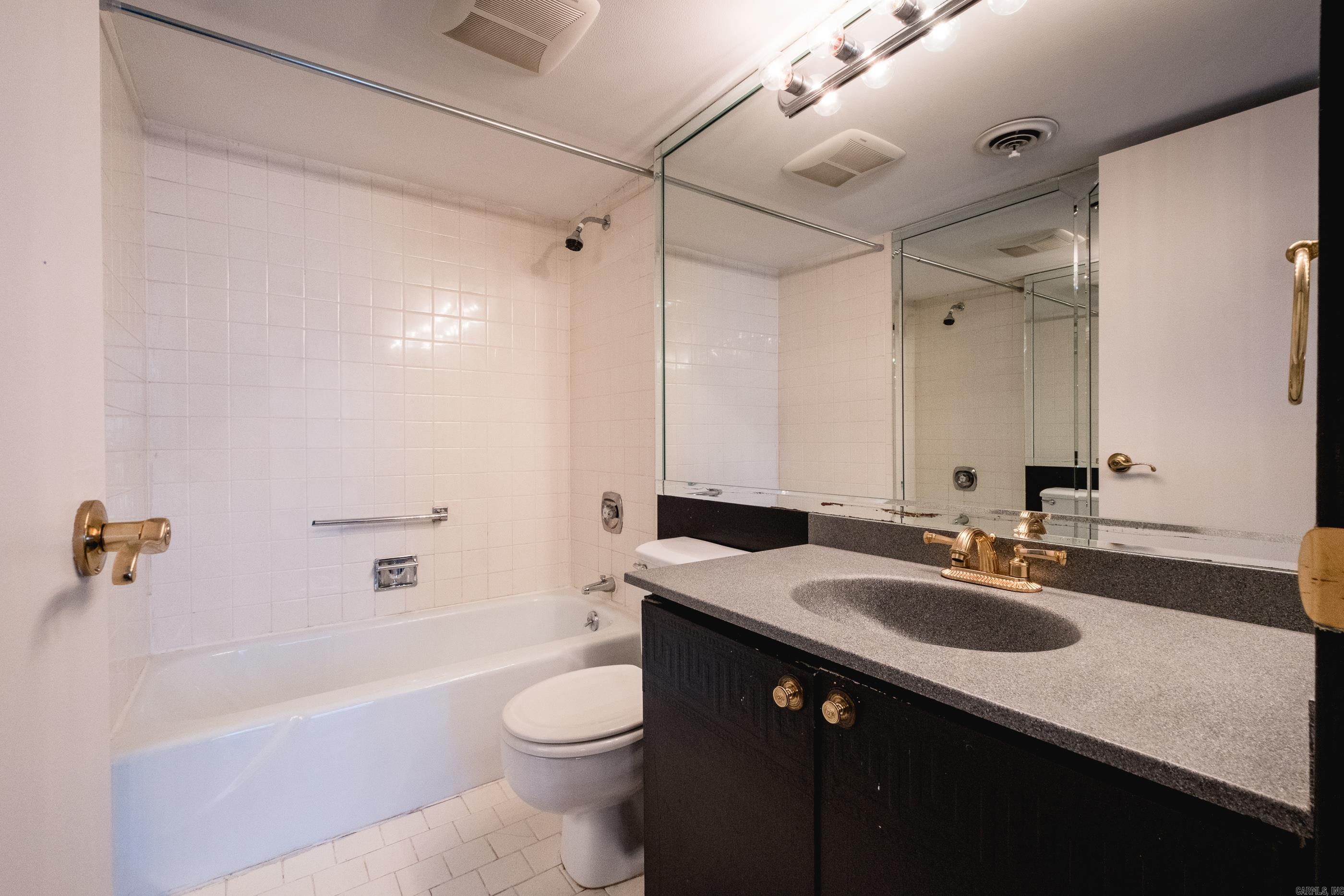 QUAPAW TOWERS HPR - Residential