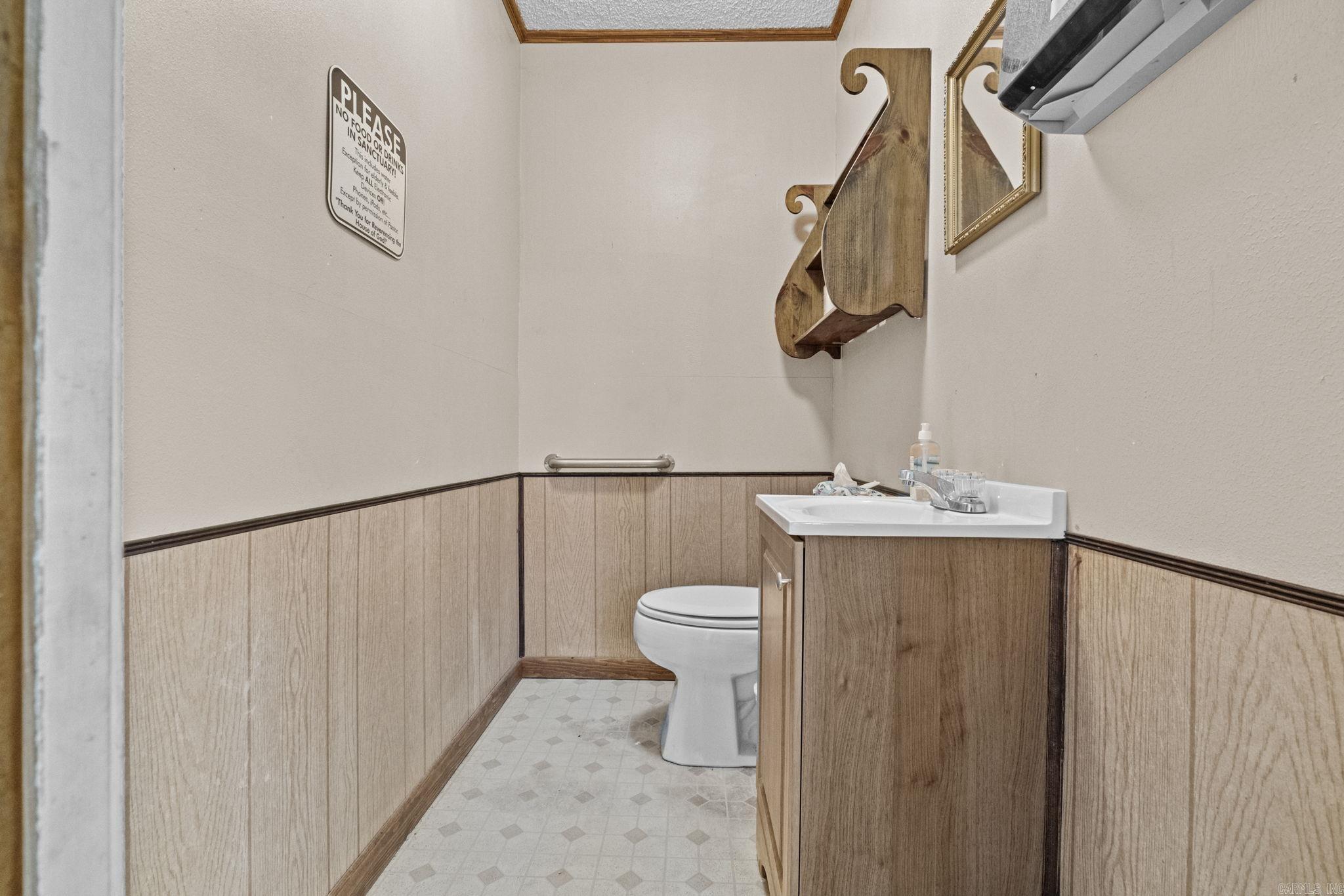 Metes & Bounds - Commercial Sale