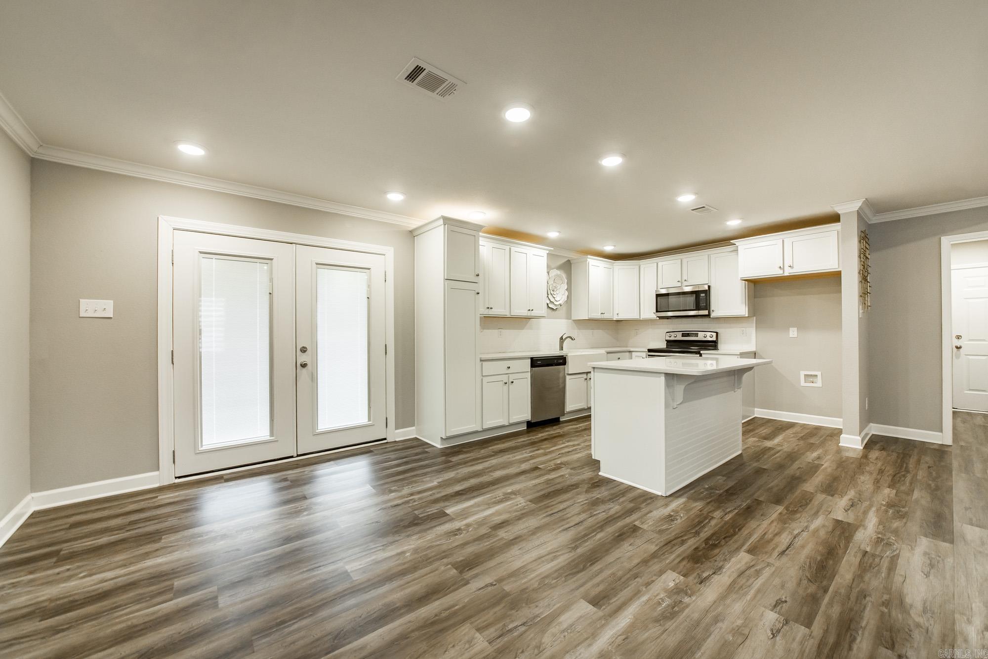 HIDDEN VALLEY ESTATES - Residential