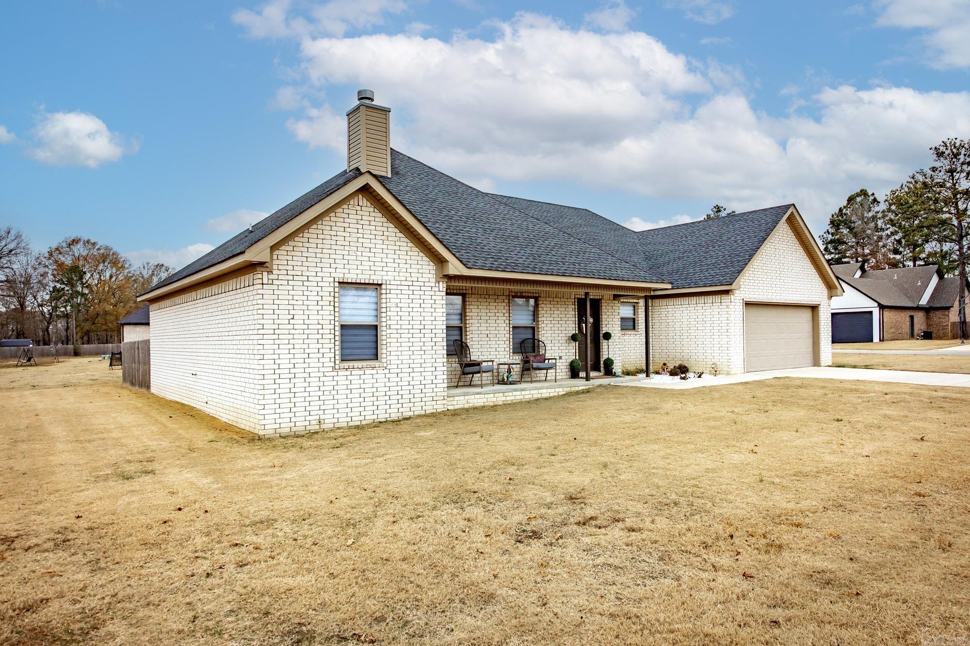 HIDDEN VALLEY ESTATES - Residential