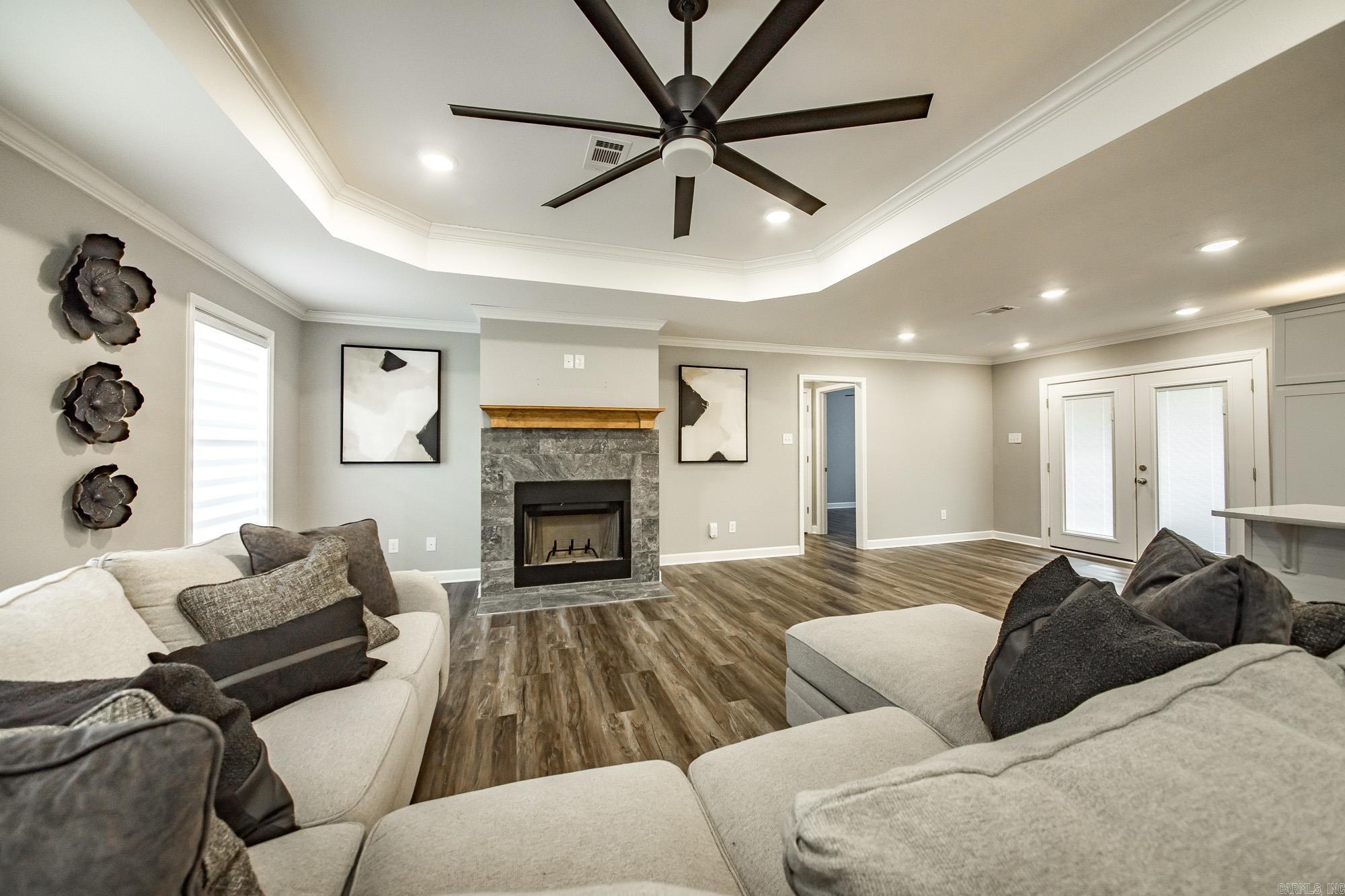 HIDDEN VALLEY ESTATES - Residential