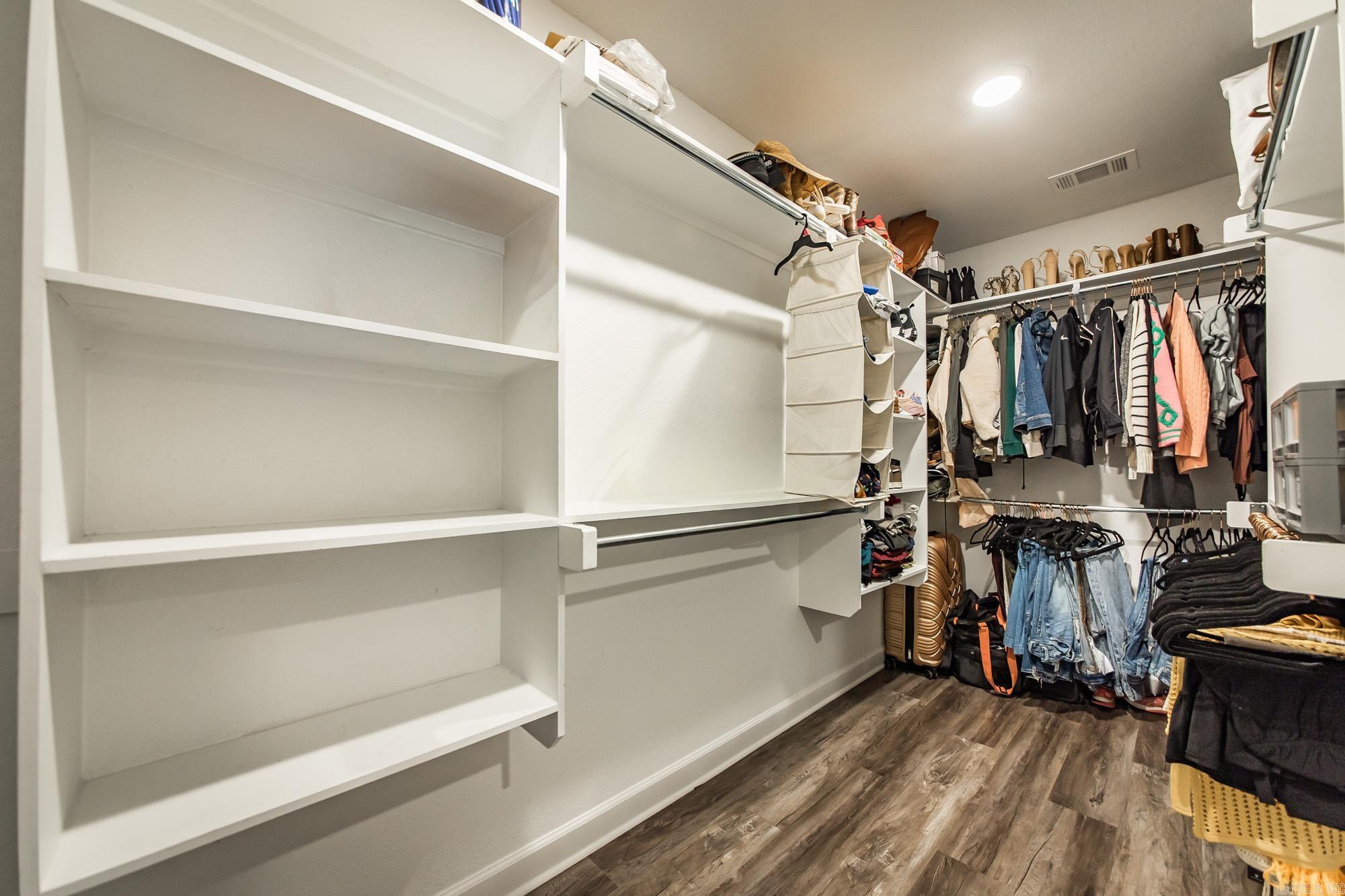 HIDDEN VALLEY ESTATES - Residential