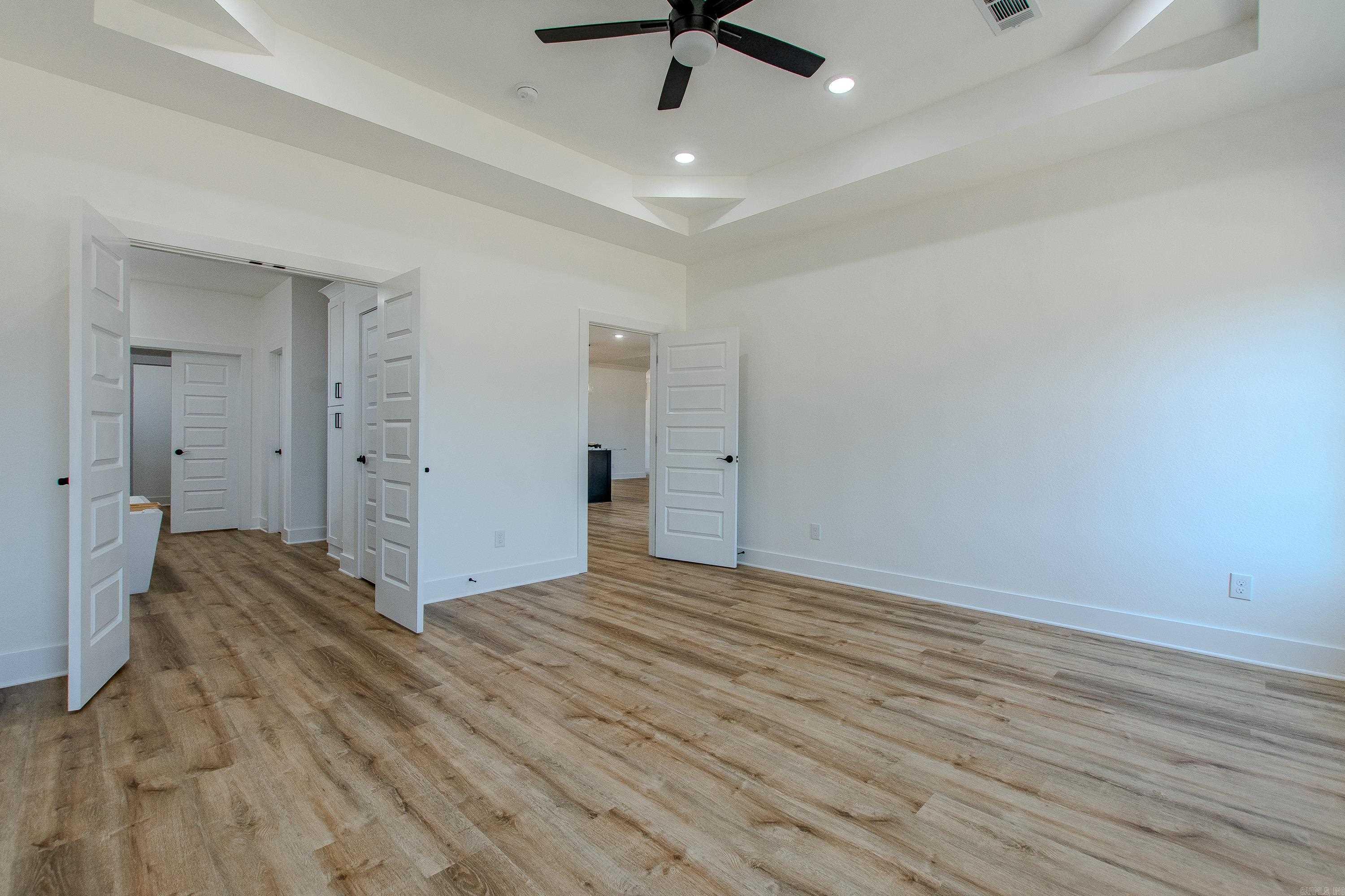 CYPRESS VIEW - Residential