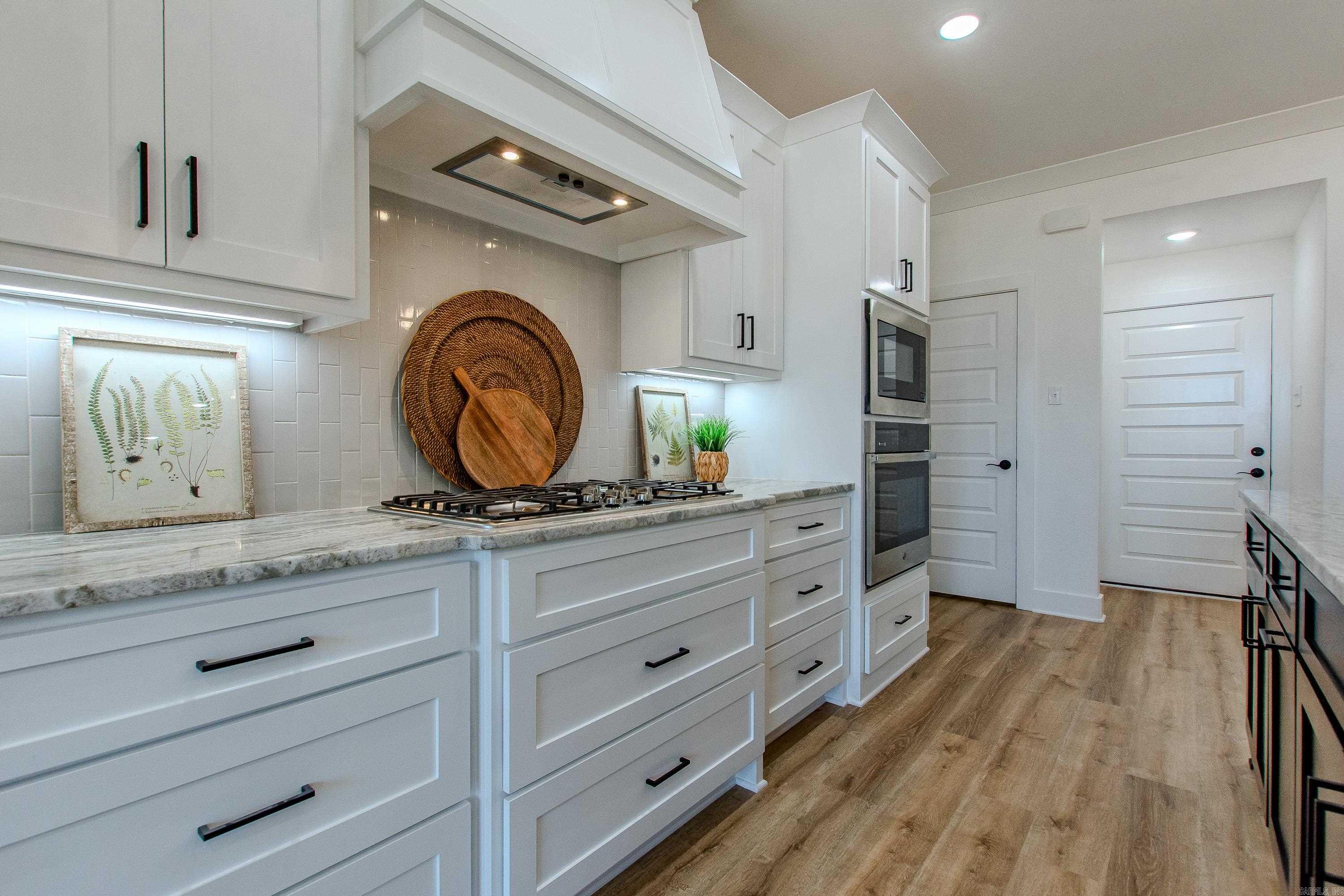 CYPRESS VIEW - Residential