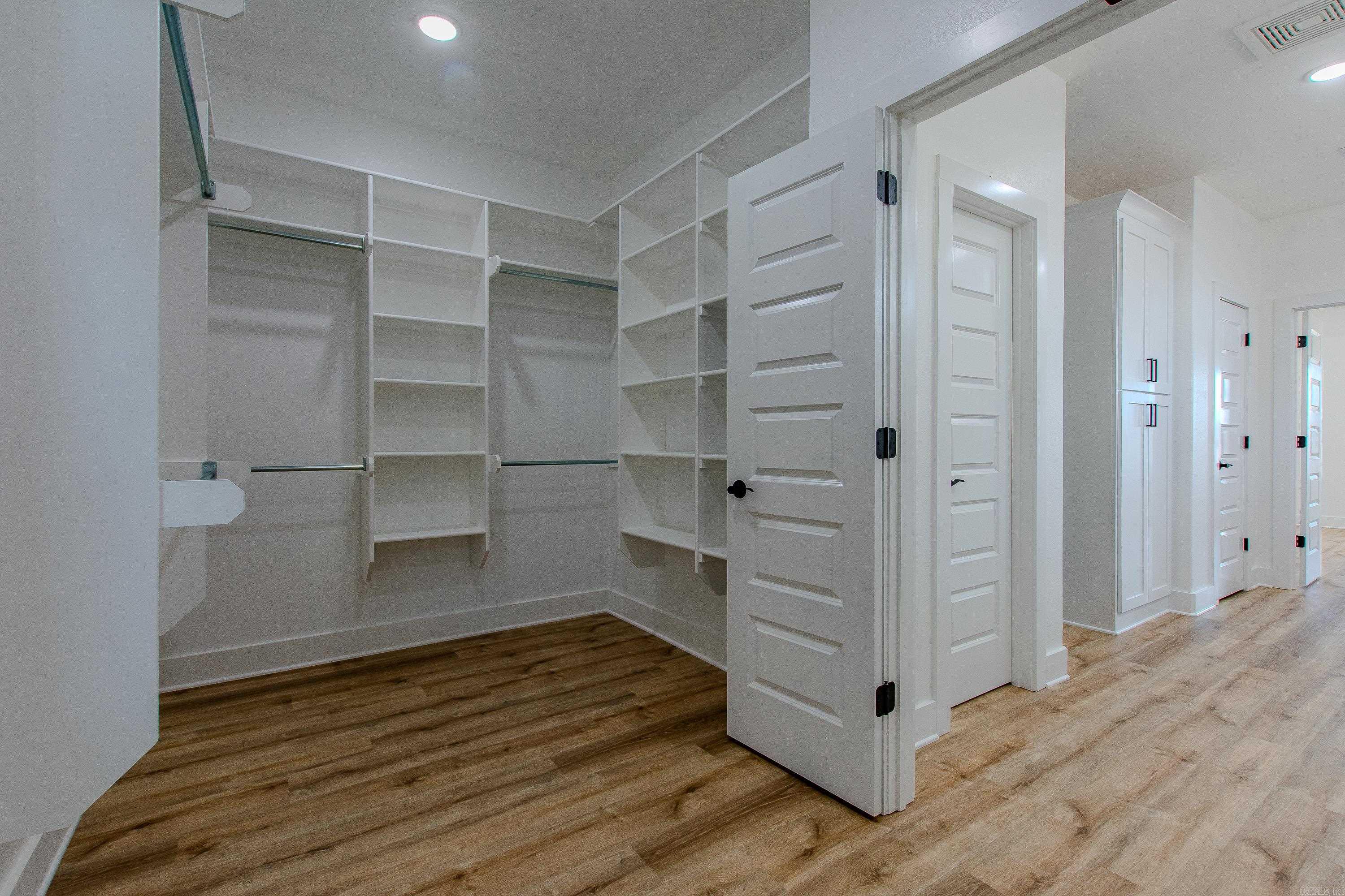 CYPRESS VIEW - Residential