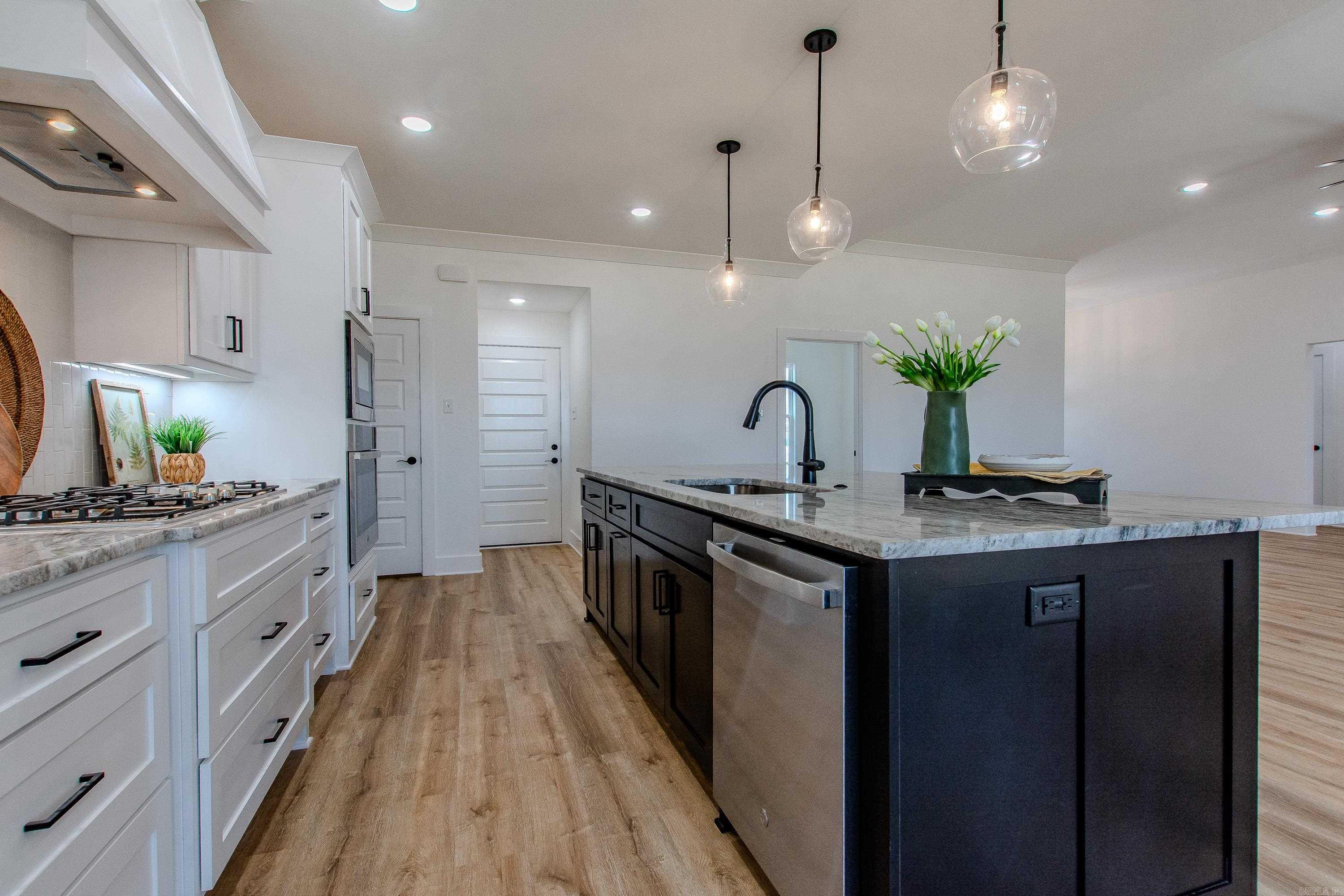 CYPRESS VIEW - Residential