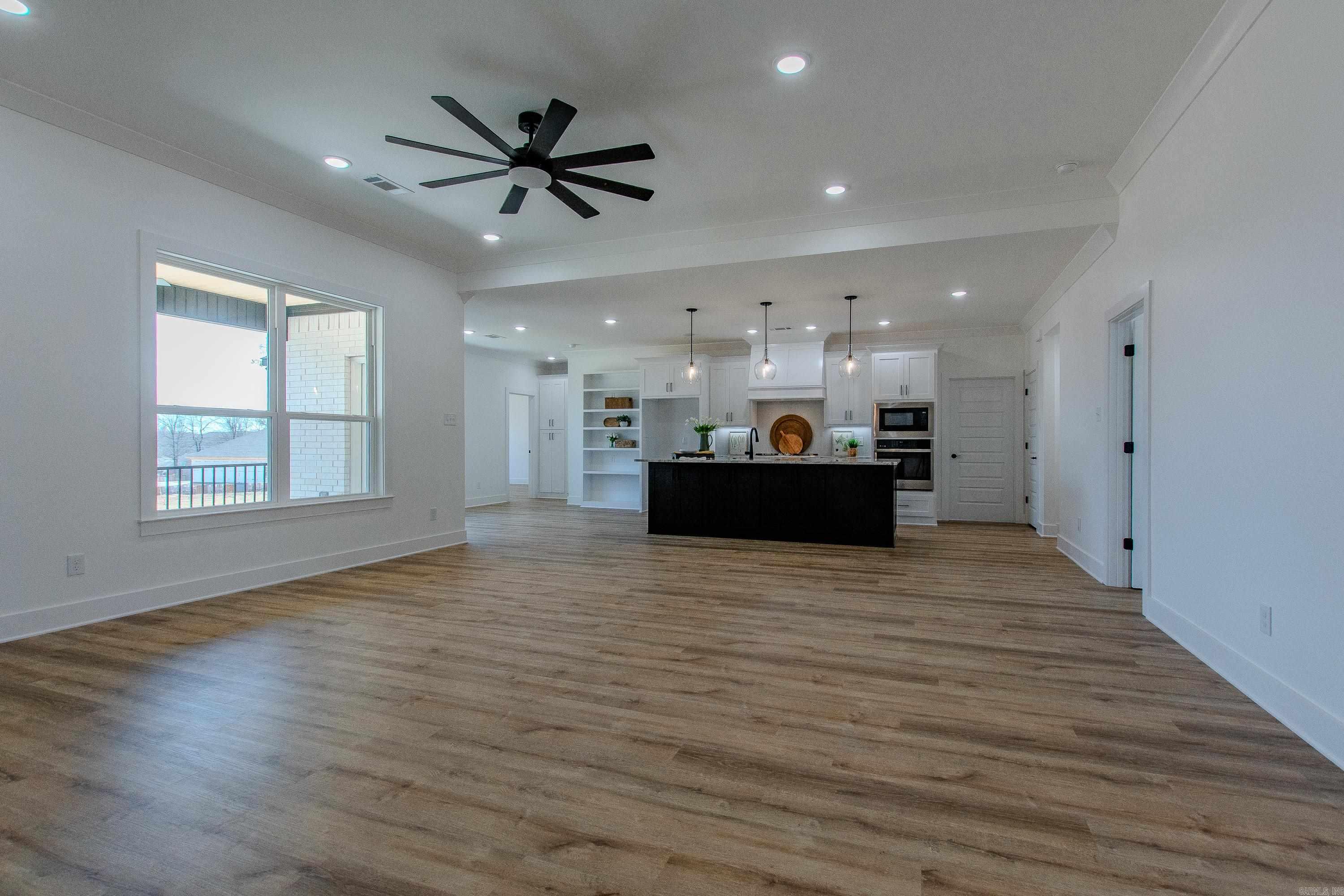 CYPRESS VIEW - Residential