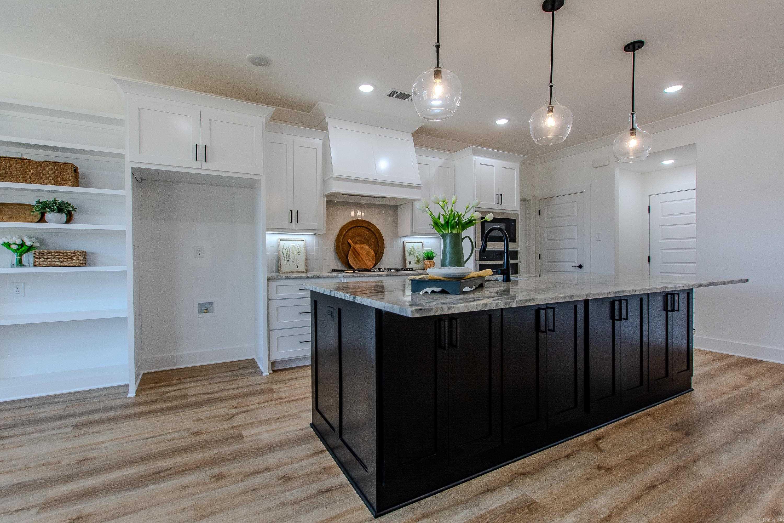 CYPRESS VIEW - Residential